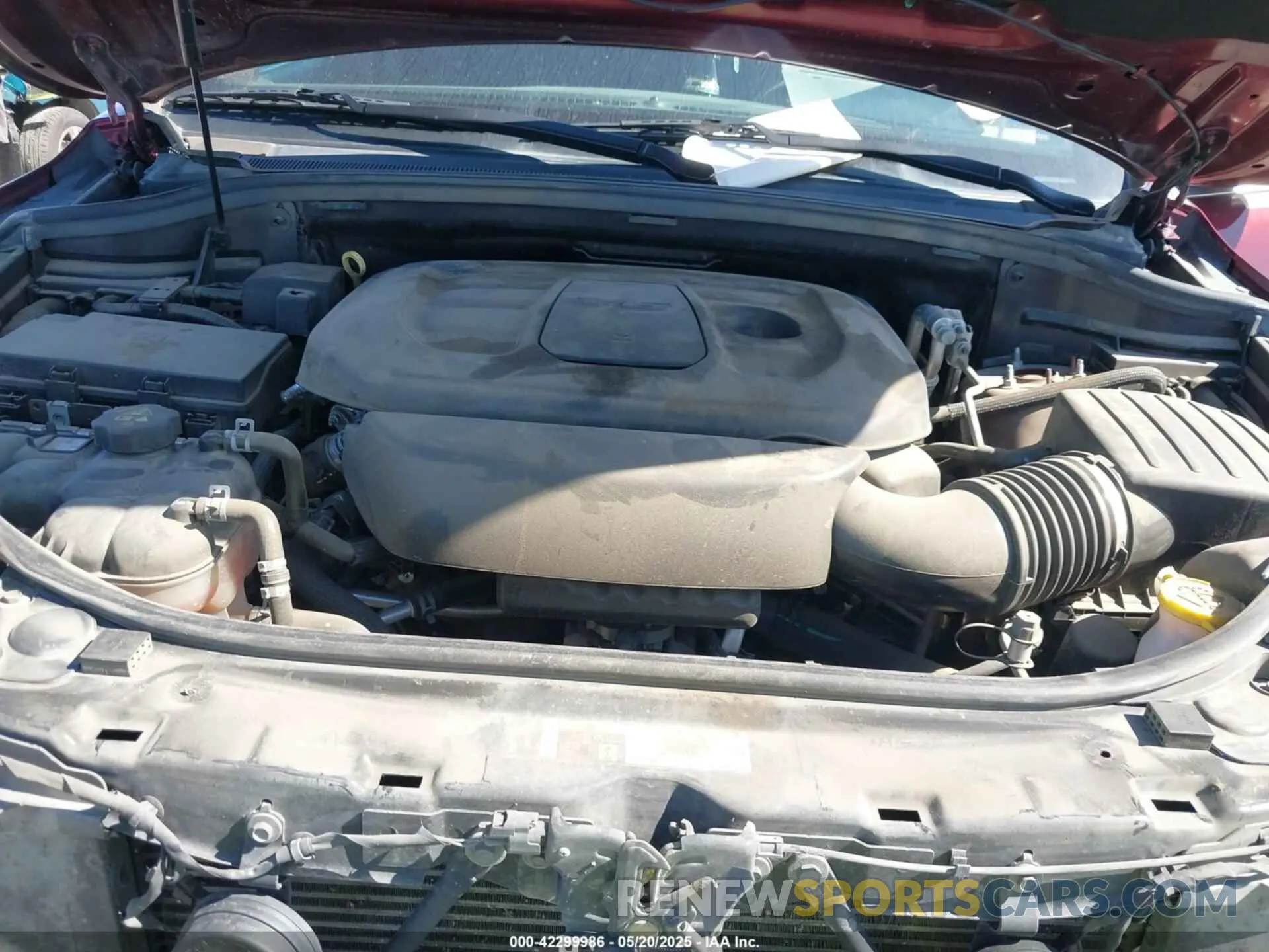 10 Photograph of a damaged car 1C4RJEAG3KC851756 JEEP GRAND CHEROKEE 2019