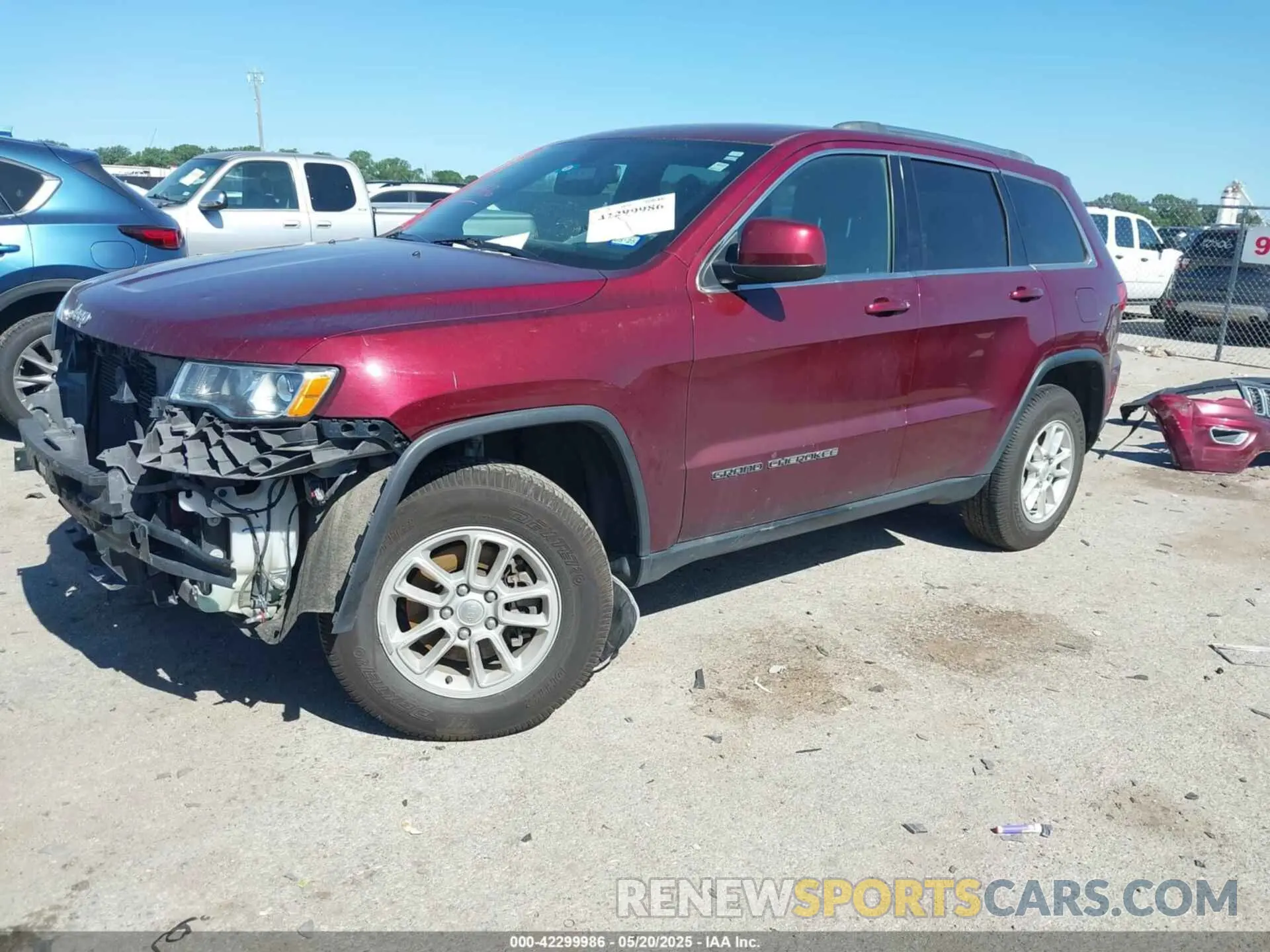 2 Photograph of a damaged car 1C4RJEAG3KC851756 JEEP GRAND CHEROKEE 2019