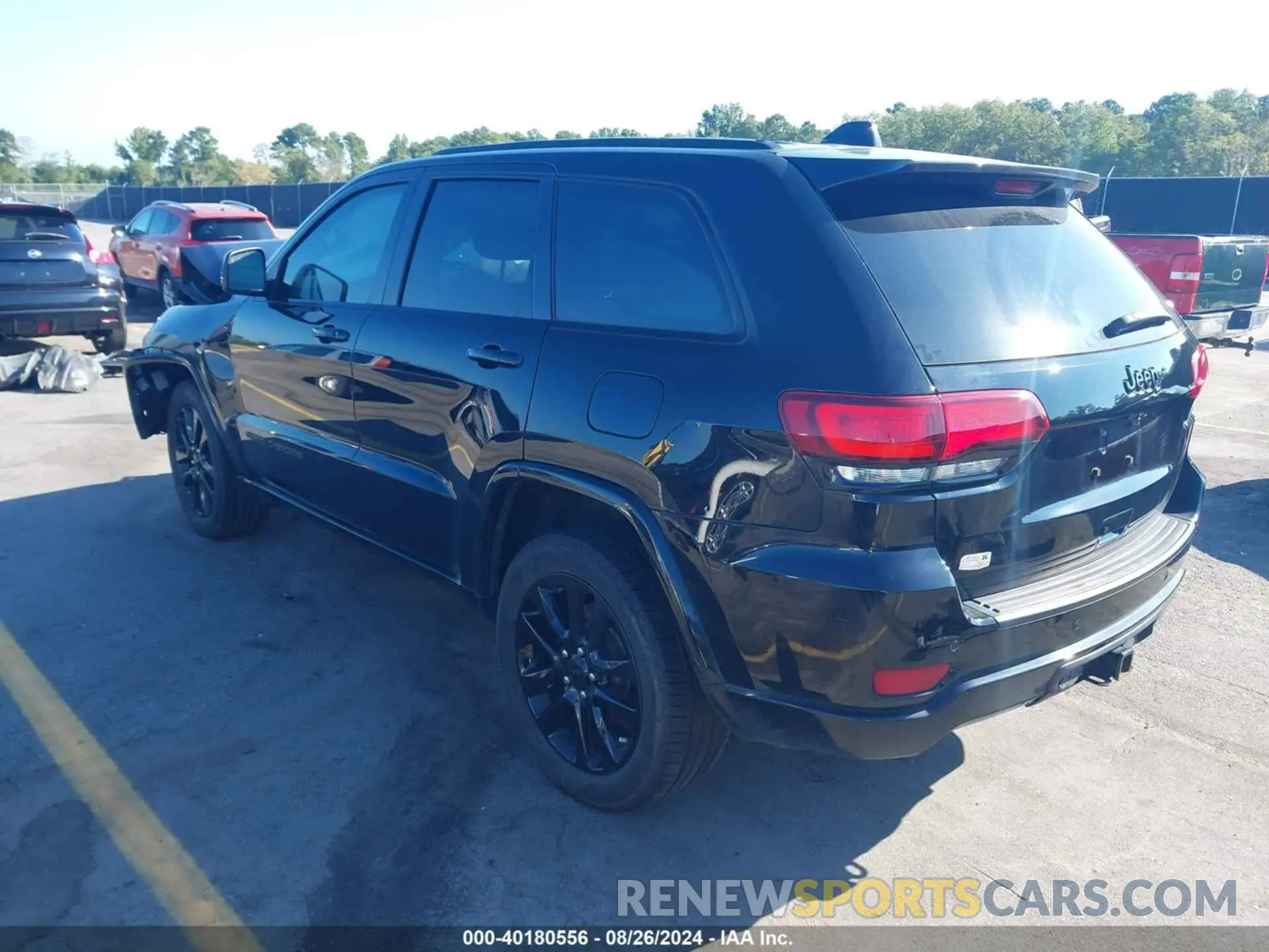 3 Photograph of a damaged car 1C4RJEAG4KC819947 JEEP GRAND CHEROKEE 2019
