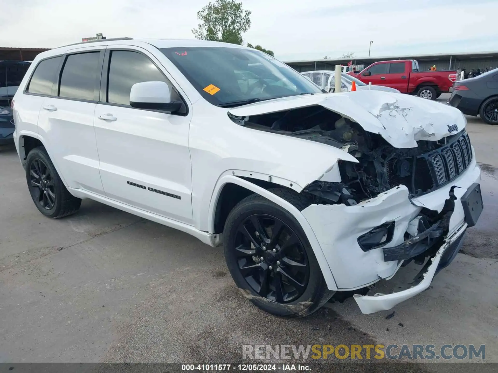 1 Photograph of a damaged car 1C4RJEAG7KC776544 JEEP GRAND CHEROKEE 2019