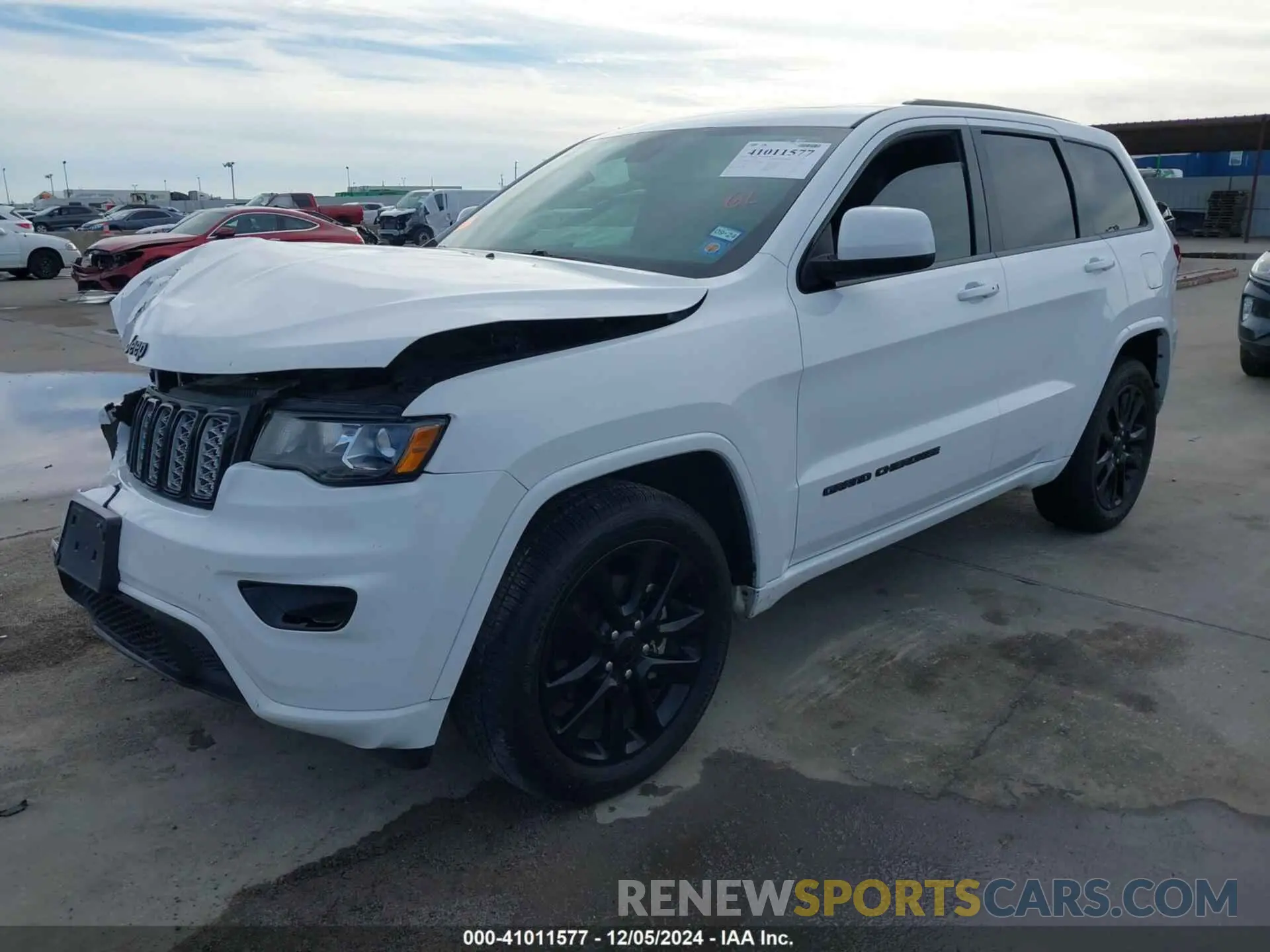 2 Photograph of a damaged car 1C4RJEAG7KC776544 JEEP GRAND CHEROKEE 2019