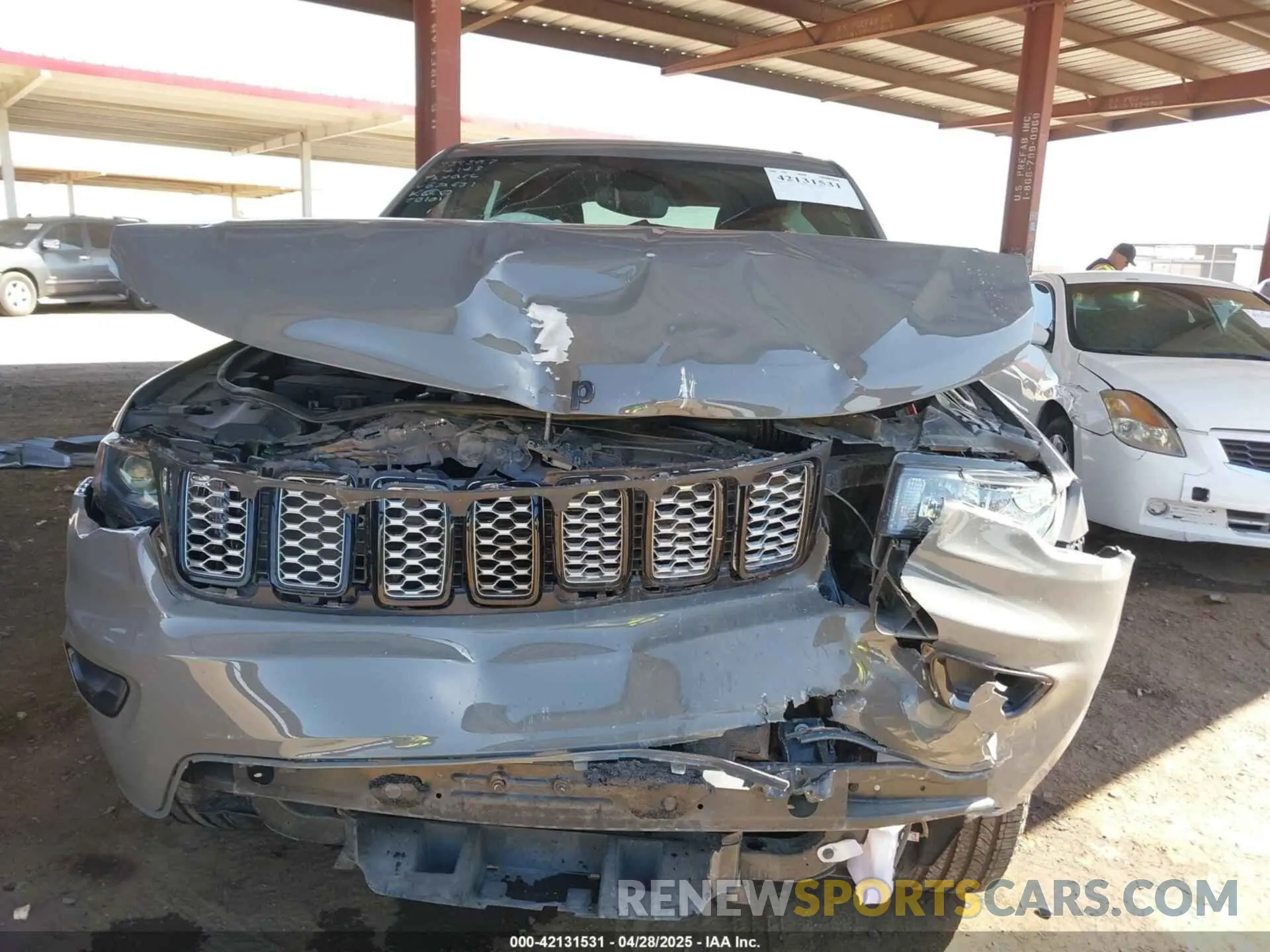 6 Photograph of a damaged car 1C4RJEAG8KC672631 JEEP GRAND CHEROKEE 2019