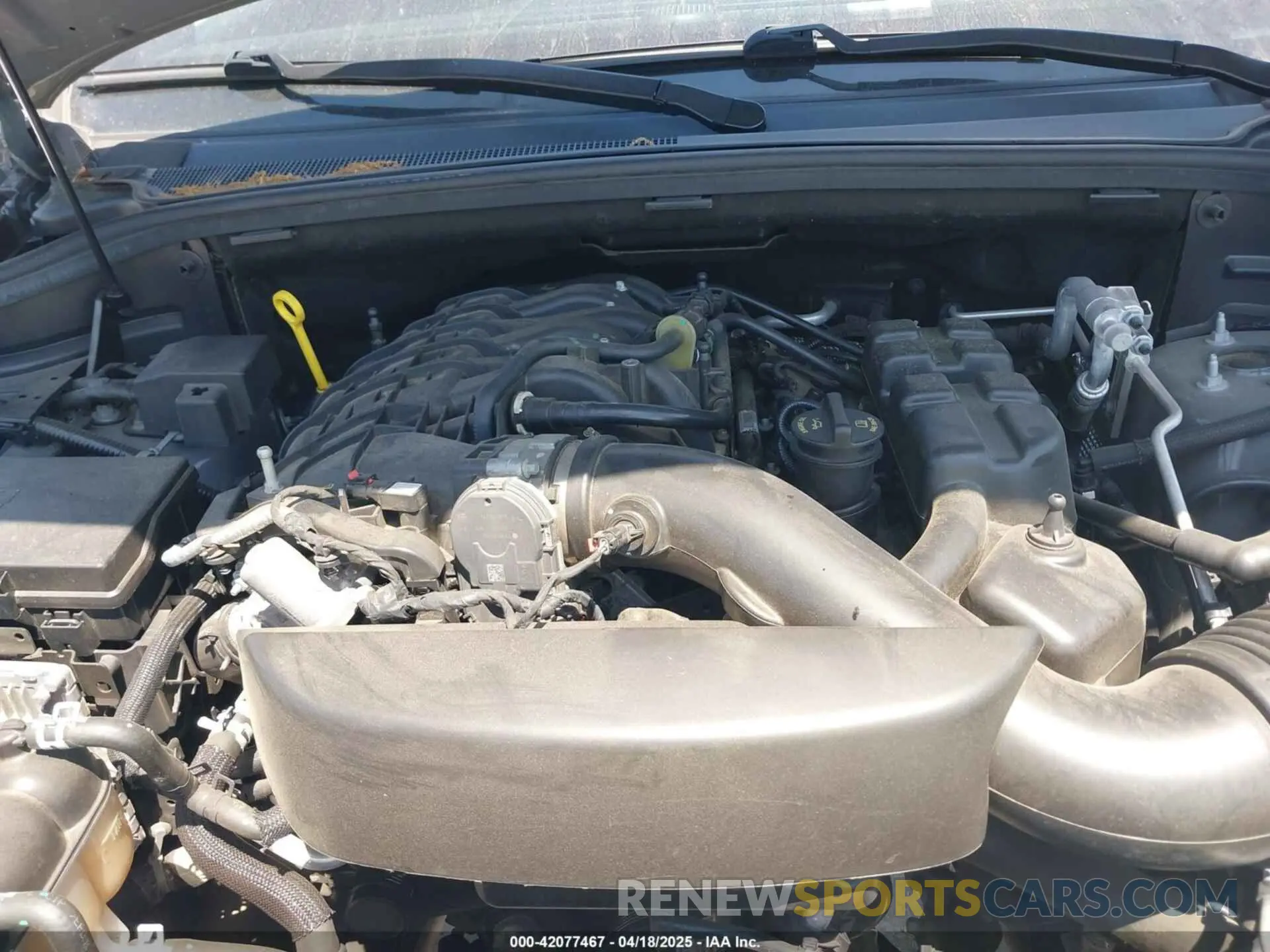 10 Photograph of a damaged car 1C4RJEAG8KC673472 JEEP GRAND CHEROKEE 2019