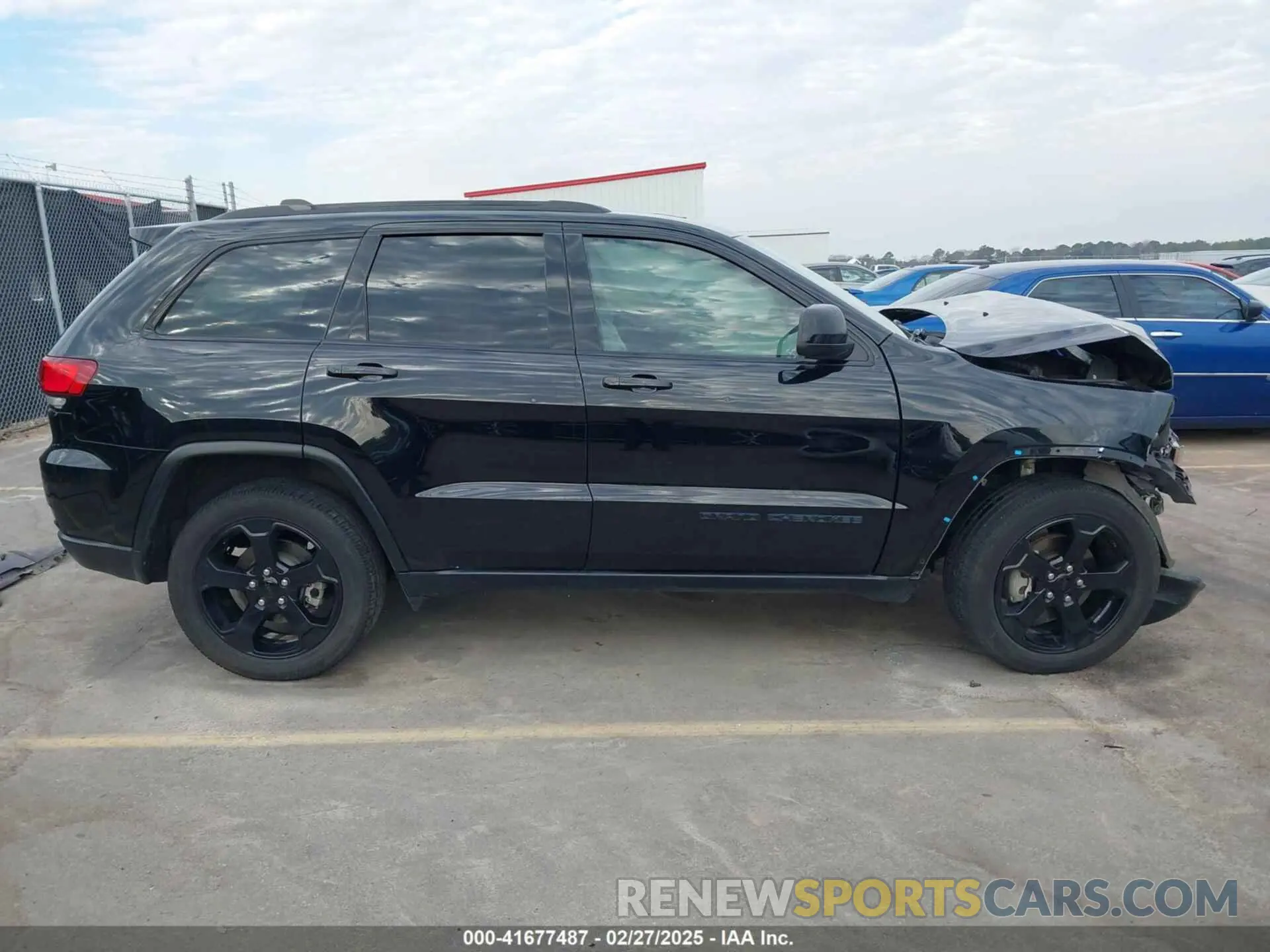13 Photograph of a damaged car 1C4RJEAGXKC571770 JEEP GRAND CHEROKEE 2019