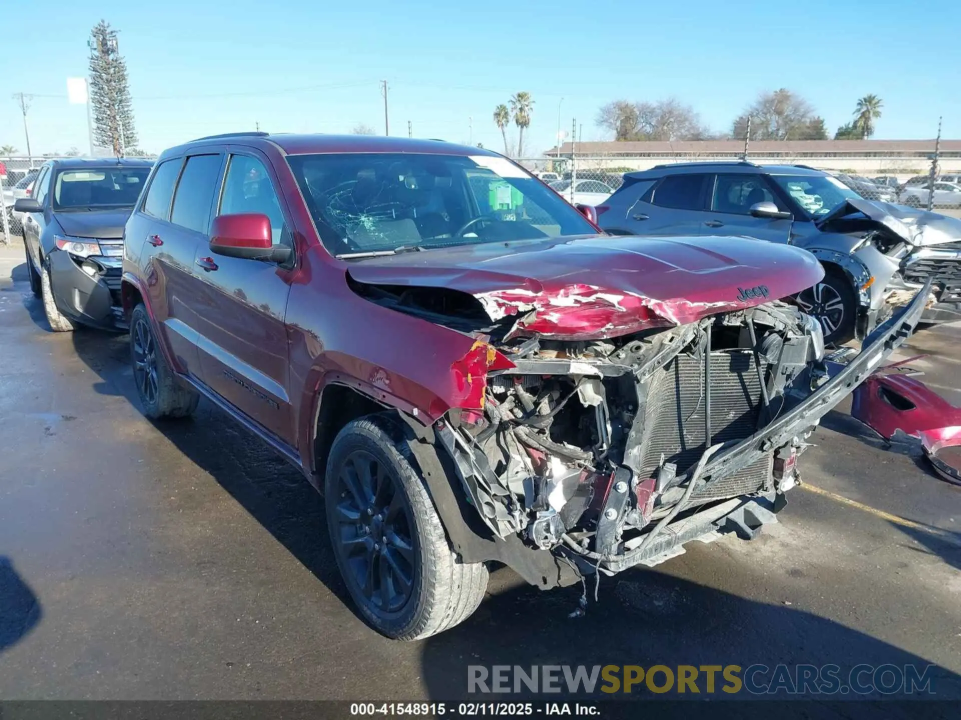 1 Photograph of a damaged car 1C4RJEAGXKC776778 JEEP GRAND CHEROKEE 2019