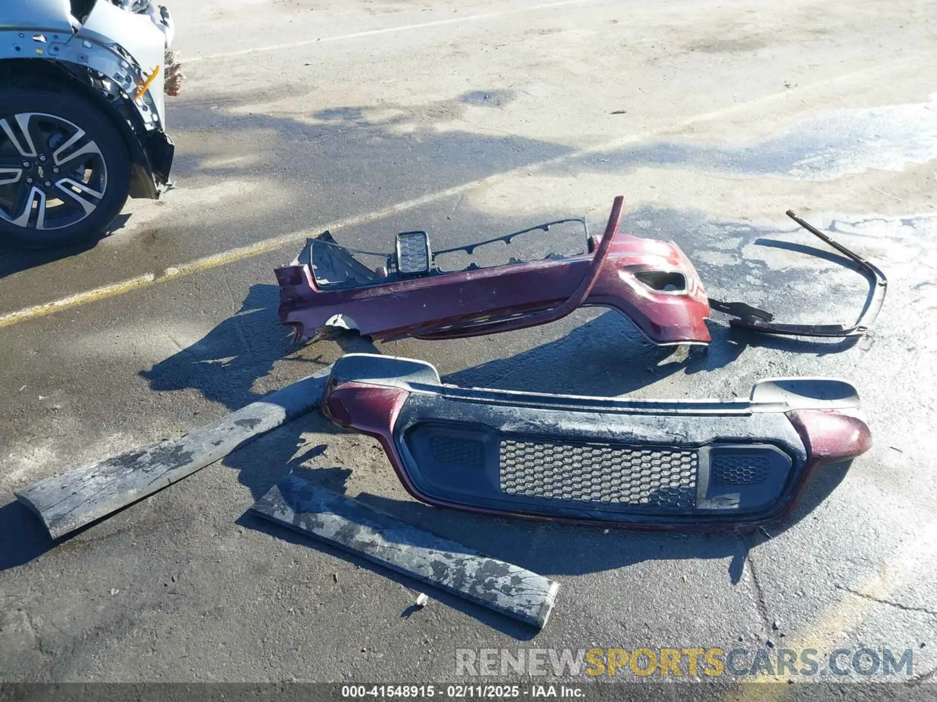 12 Photograph of a damaged car 1C4RJEAGXKC776778 JEEP GRAND CHEROKEE 2019