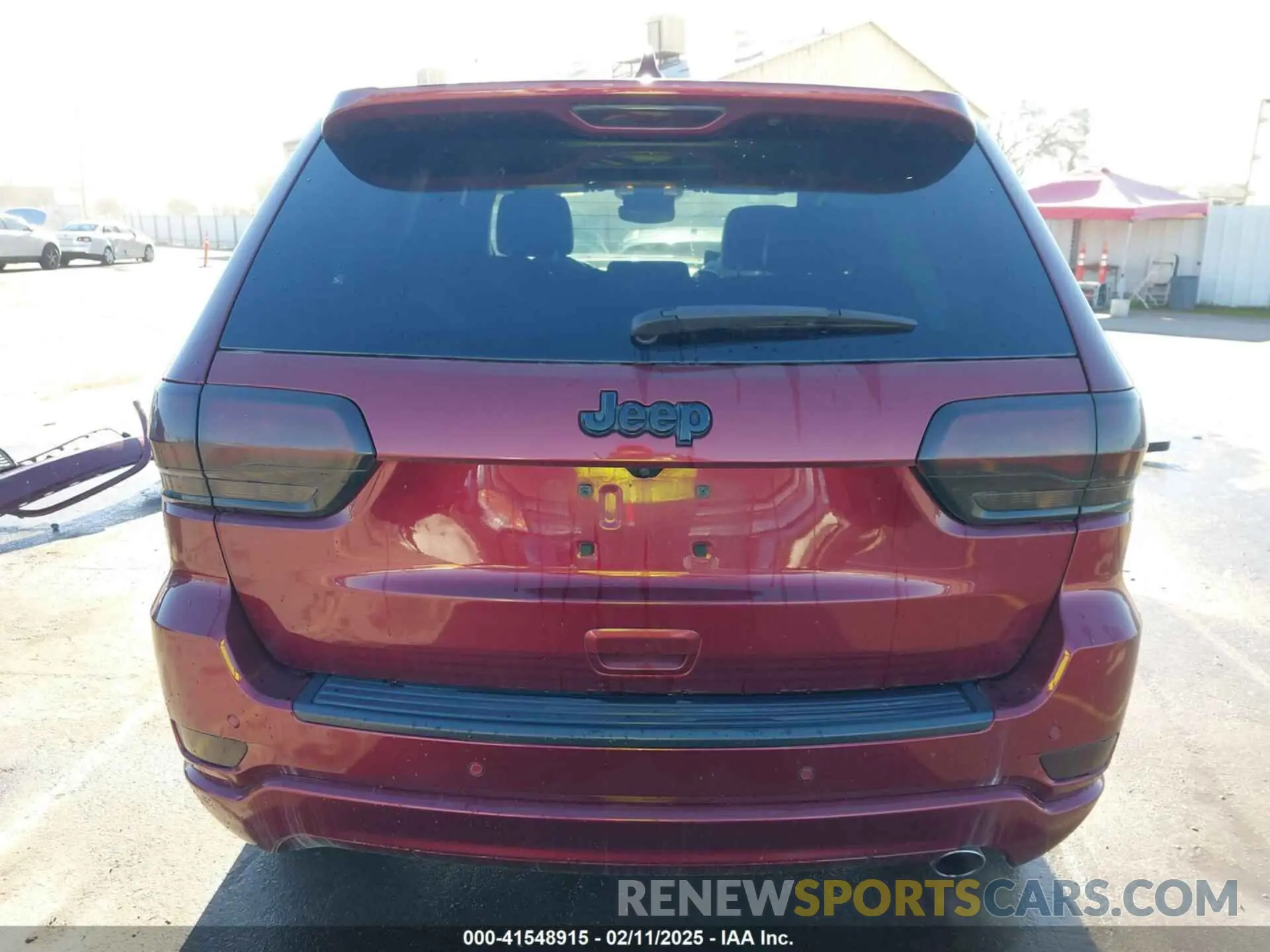 17 Photograph of a damaged car 1C4RJEAGXKC776778 JEEP GRAND CHEROKEE 2019