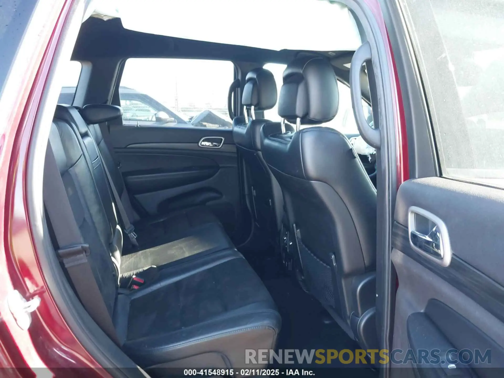 8 Photograph of a damaged car 1C4RJEAGXKC776778 JEEP GRAND CHEROKEE 2019