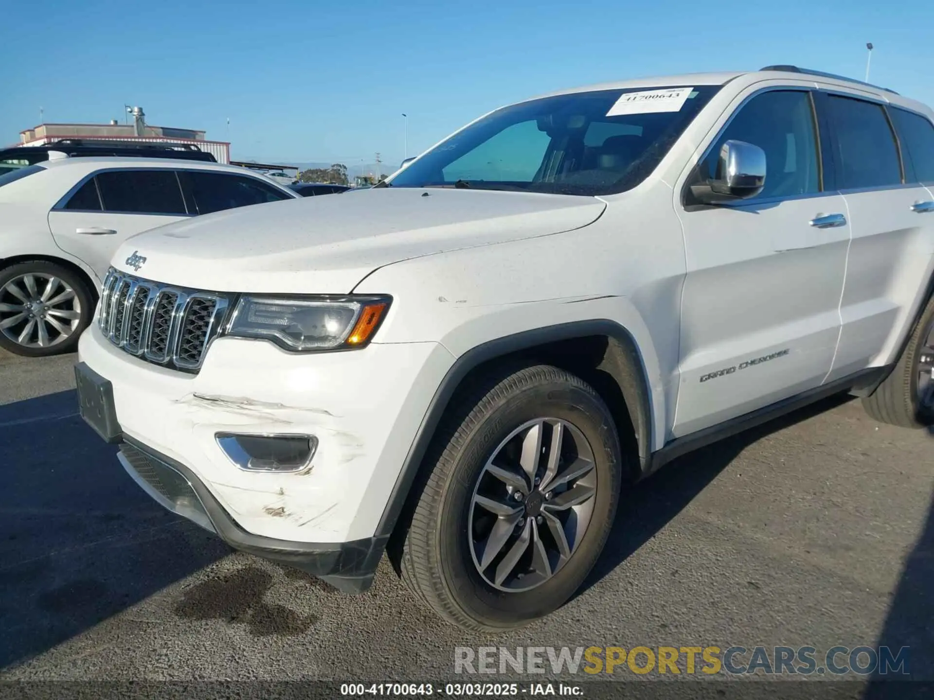 6 Photograph of a damaged car 1C4RJEBG4KC643965 JEEP GRAND CHEROKEE 2019