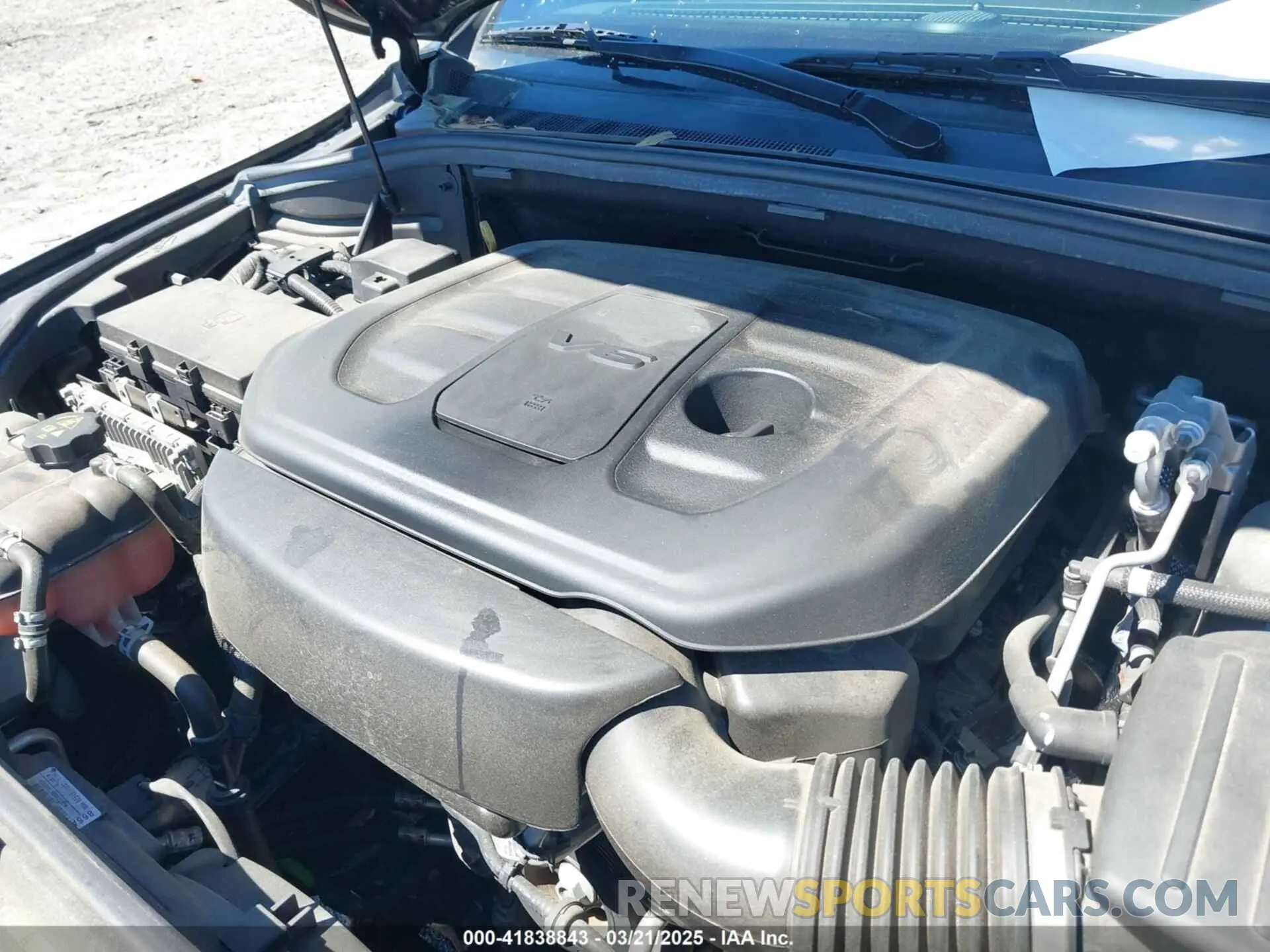 10 Photograph of a damaged car 1C4RJEBG6KC698028 JEEP GRAND CHEROKEE 2019