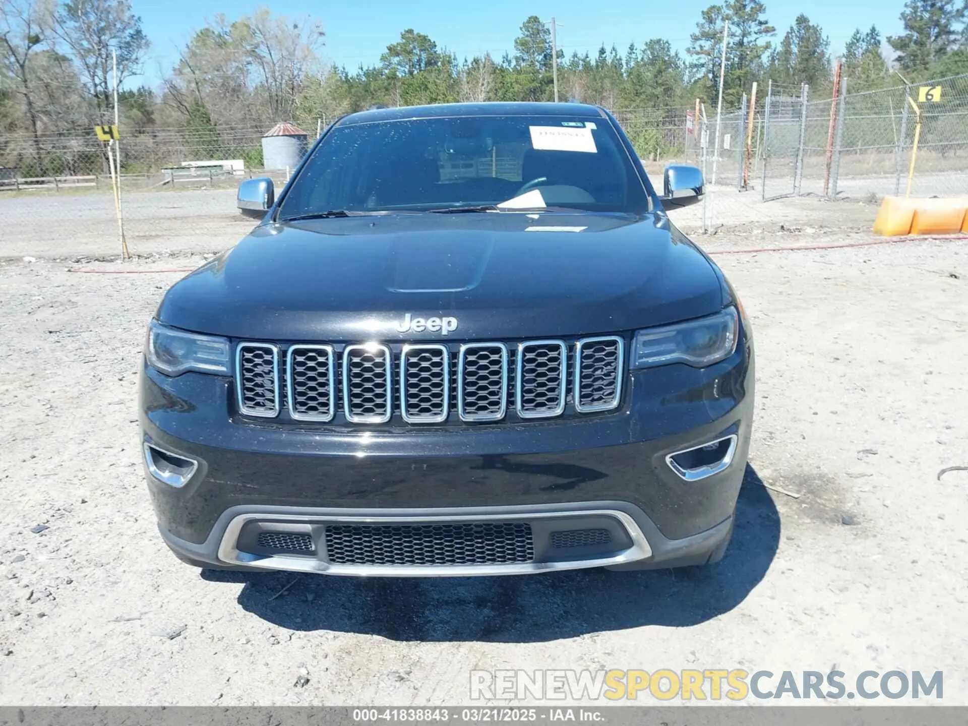 12 Photograph of a damaged car 1C4RJEBG6KC698028 JEEP GRAND CHEROKEE 2019