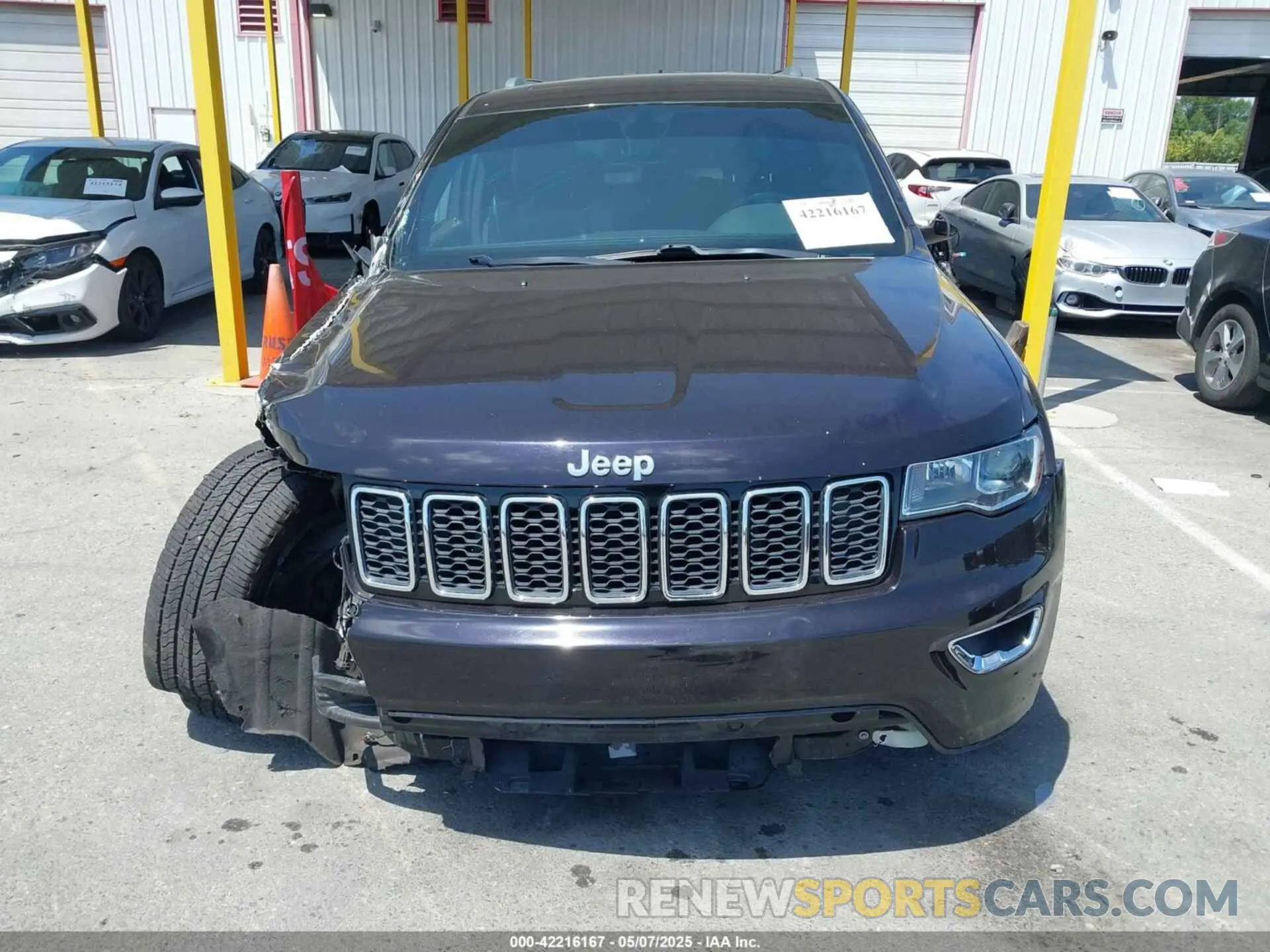 12 Photograph of a damaged car 1C4RJEBG7KC530267 JEEP GRAND CHEROKEE 2019