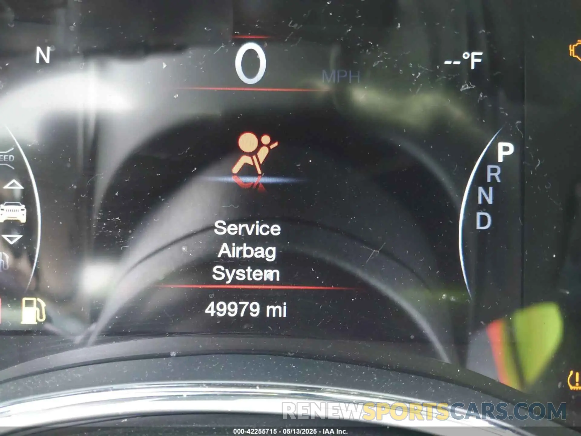 16 Photograph of a damaged car 1C4RJEBG8KC789978 JEEP GRAND CHEROKEE 2019