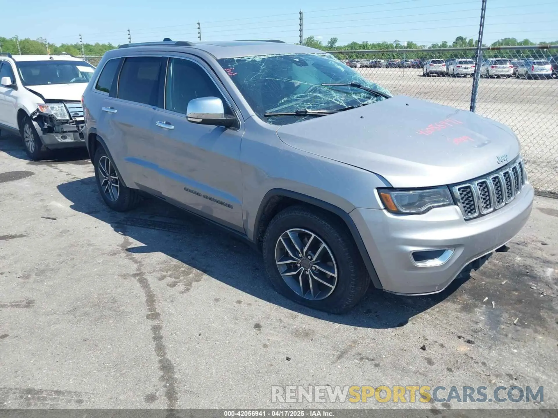 1 Photograph of a damaged car 1C4RJEBGXKC715591 JEEP GRAND CHEROKEE 2019