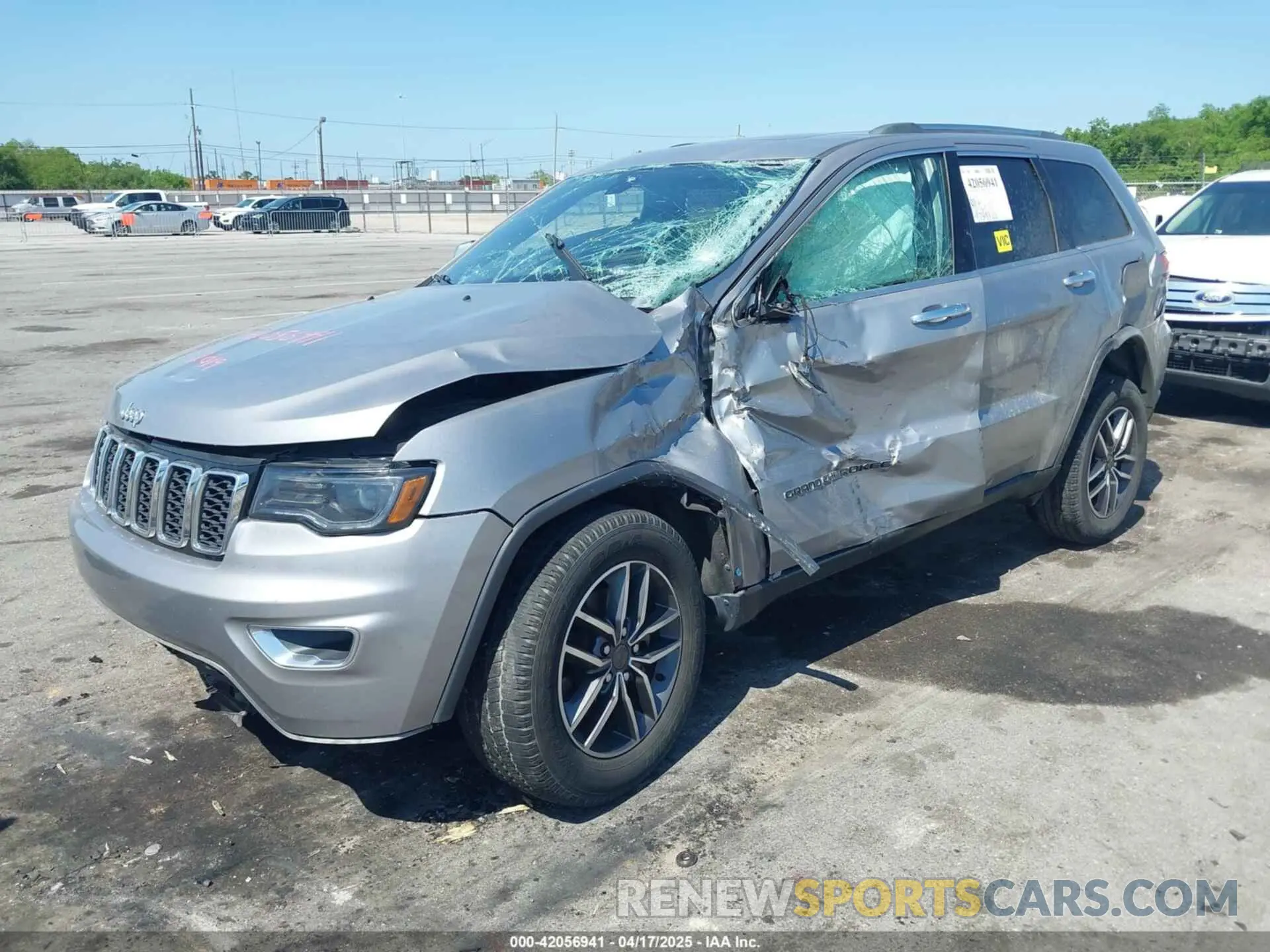 6 Photograph of a damaged car 1C4RJEBGXKC715591 JEEP GRAND CHEROKEE 2019
