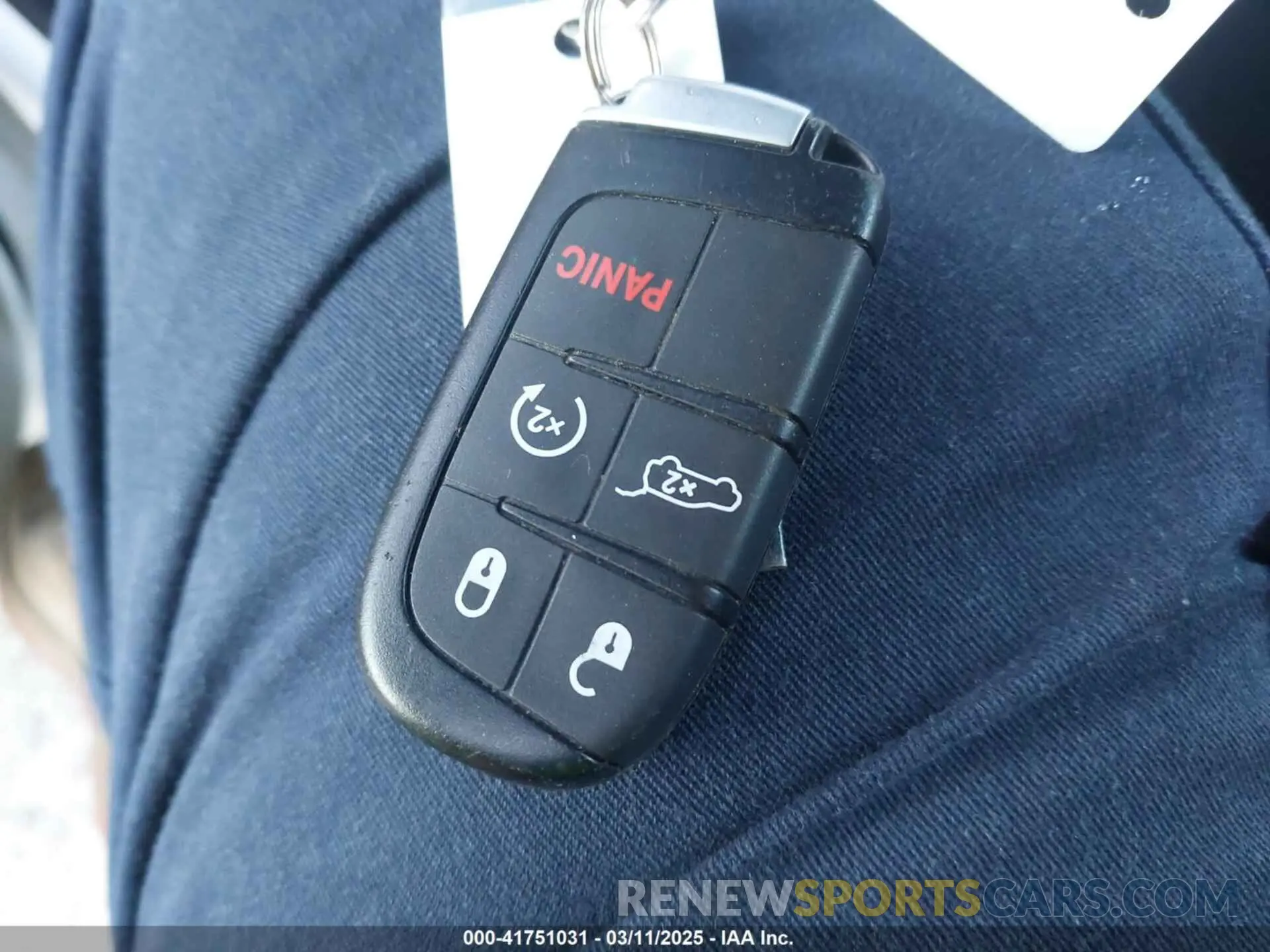 11 Photograph of a damaged car 1C4RJEBGXKC823953 JEEP GRAND CHEROKEE 2019