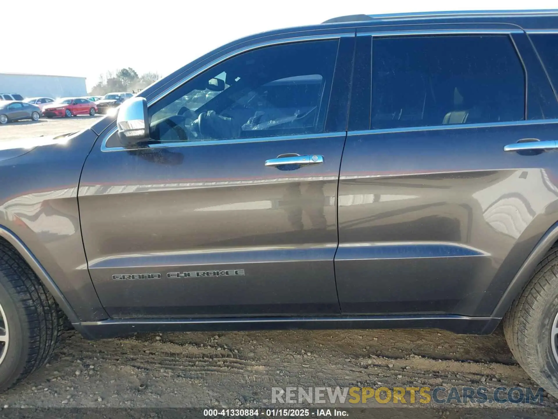 14 Photograph of a damaged car 1C4RJECG1KC707815 JEEP GRAND CHEROKEE 2019