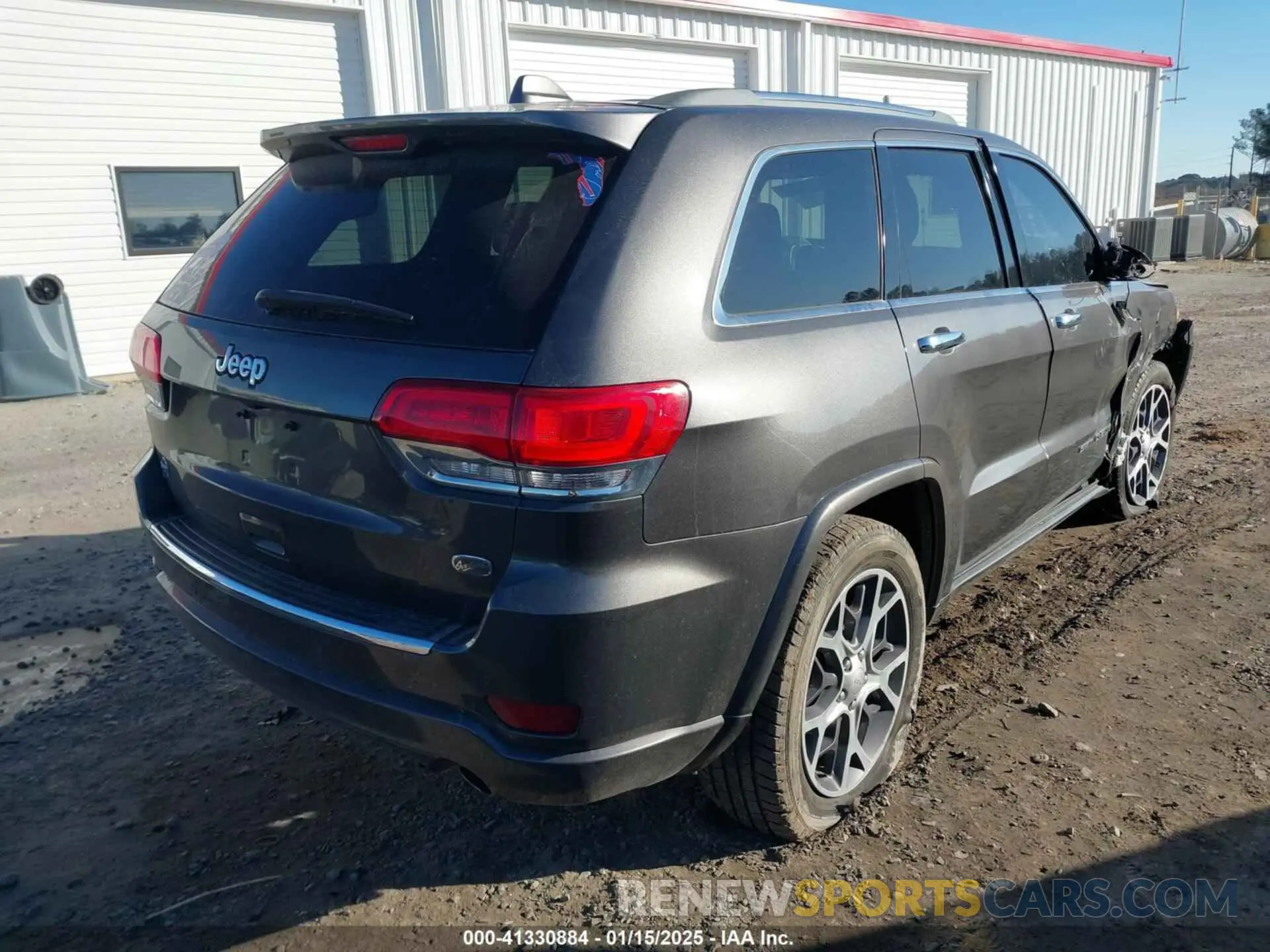 4 Photograph of a damaged car 1C4RJECG1KC707815 JEEP GRAND CHEROKEE 2019