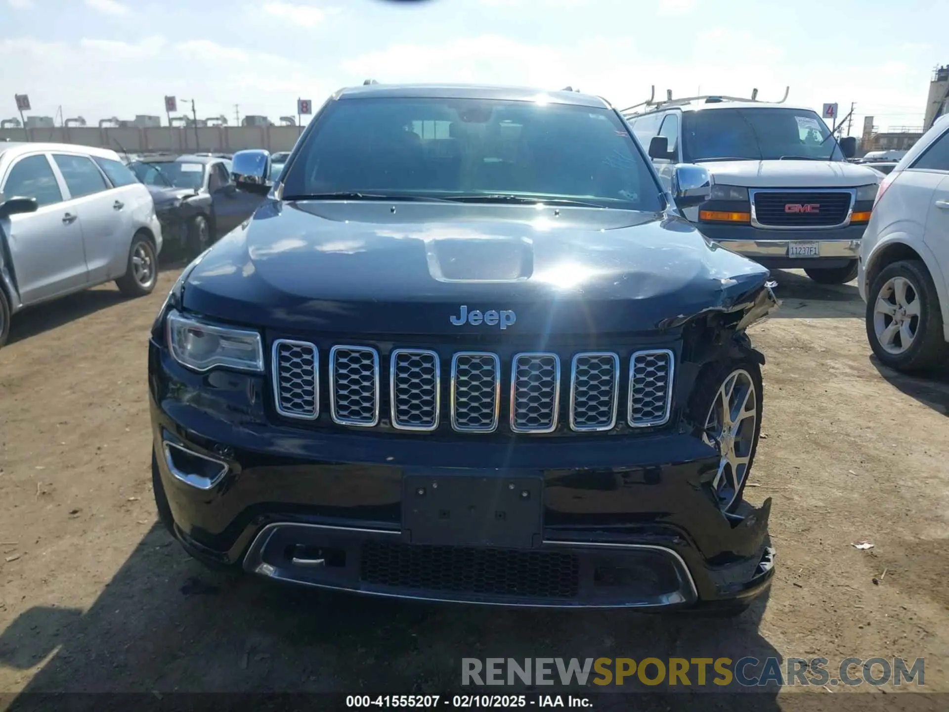 13 Photograph of a damaged car 1C4RJECG4KC556145 JEEP GRAND CHEROKEE 2019