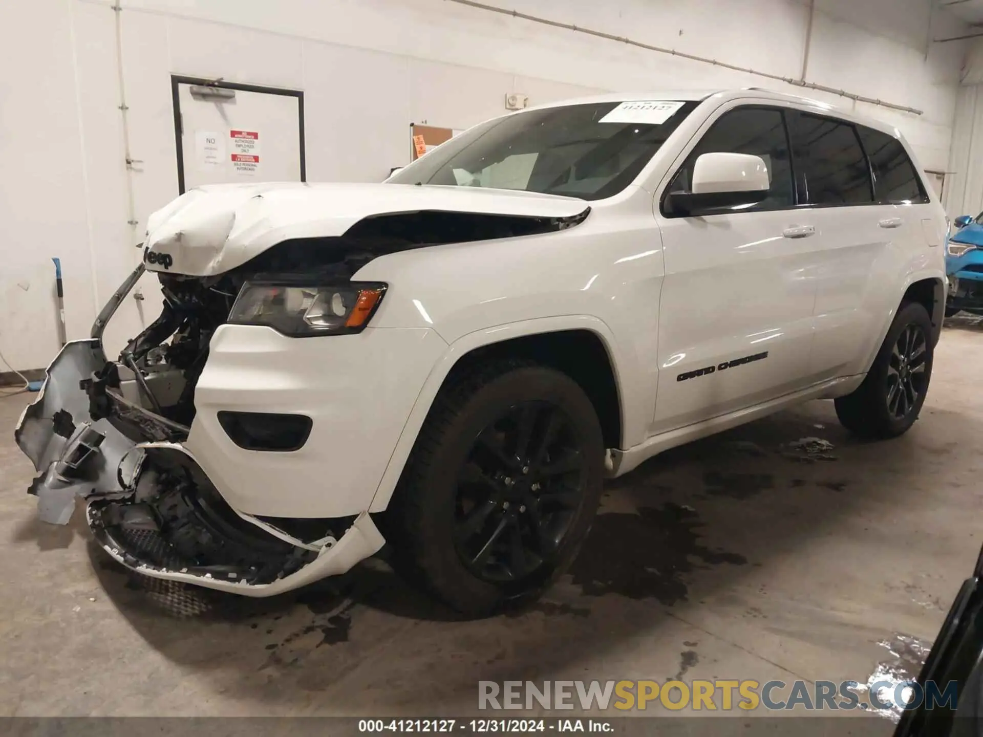 2 Photograph of a damaged car 1C4RJFAG1KC694590 JEEP GRAND CHEROKEE 2019