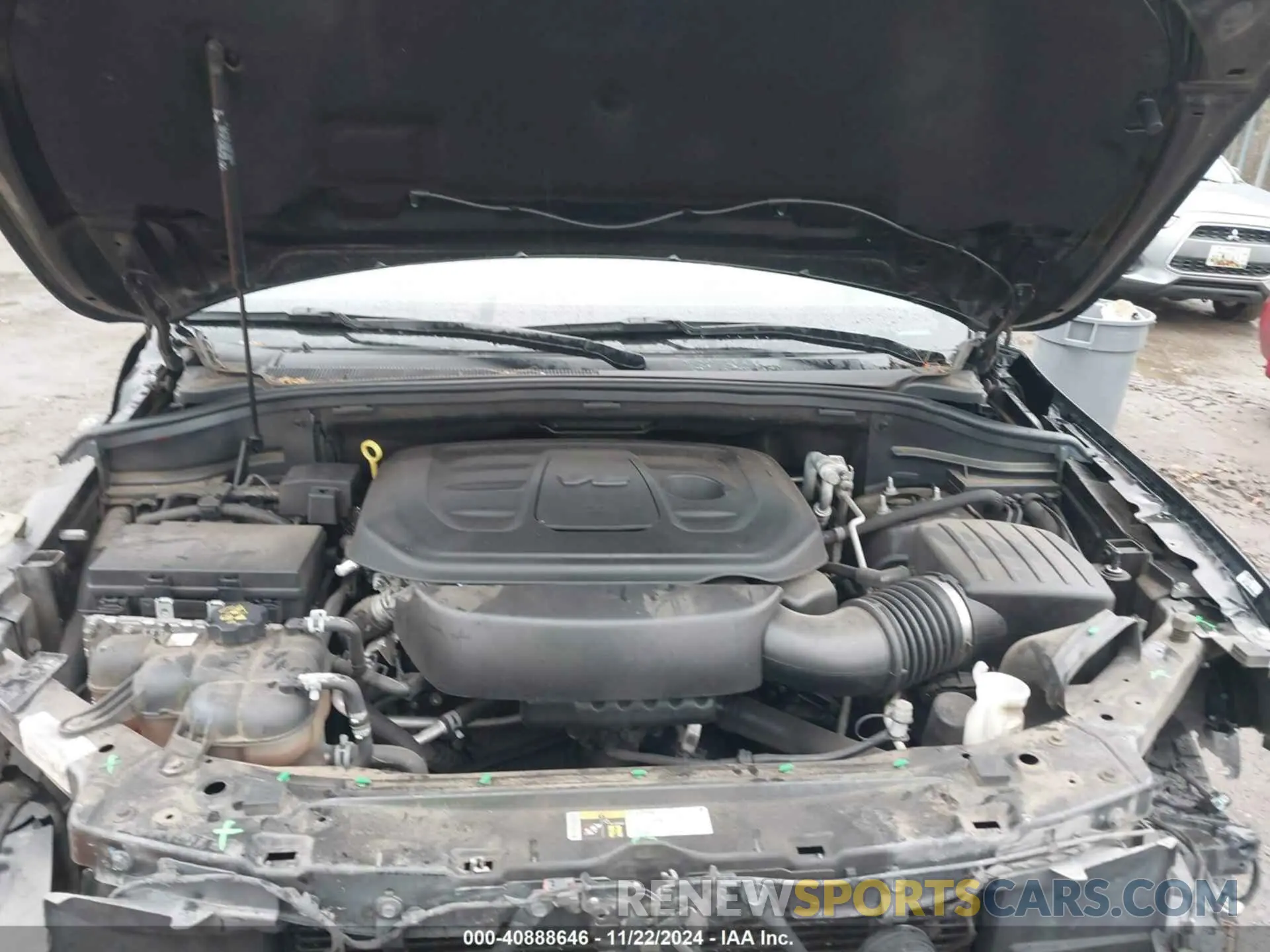 10 Photograph of a damaged car 1C4RJFAG1KC719732 JEEP GRAND CHEROKEE 2019