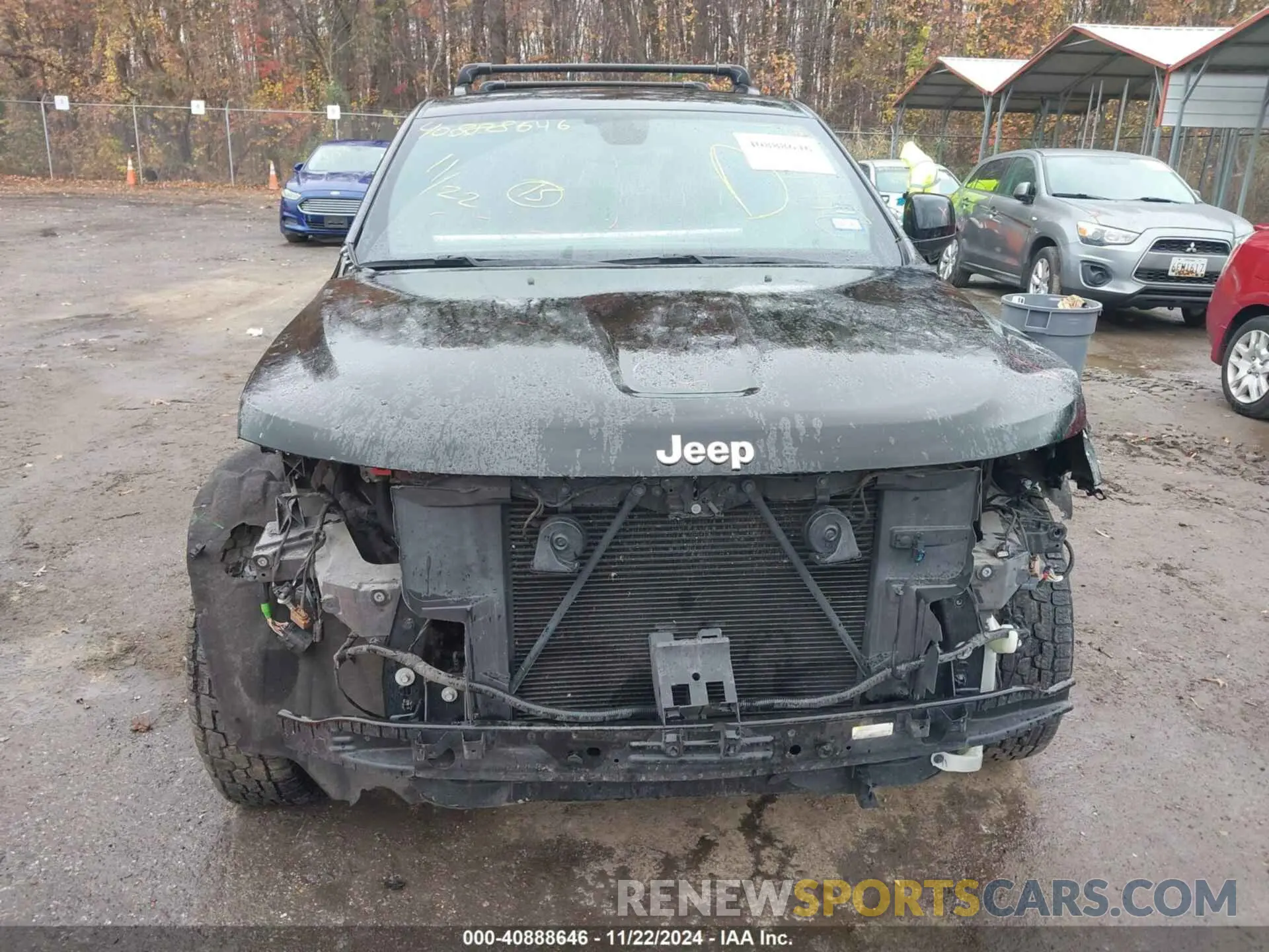 13 Photograph of a damaged car 1C4RJFAG1KC719732 JEEP GRAND CHEROKEE 2019