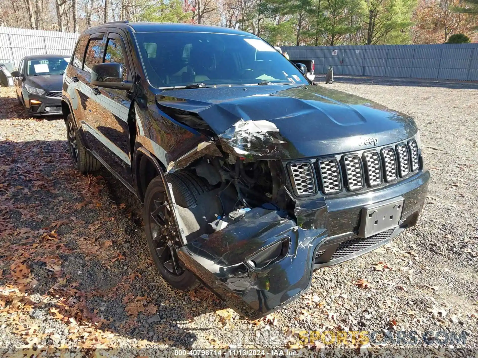 6 Photograph of a damaged car 1C4RJFAG1KC791224 JEEP GRAND CHEROKEE 2019