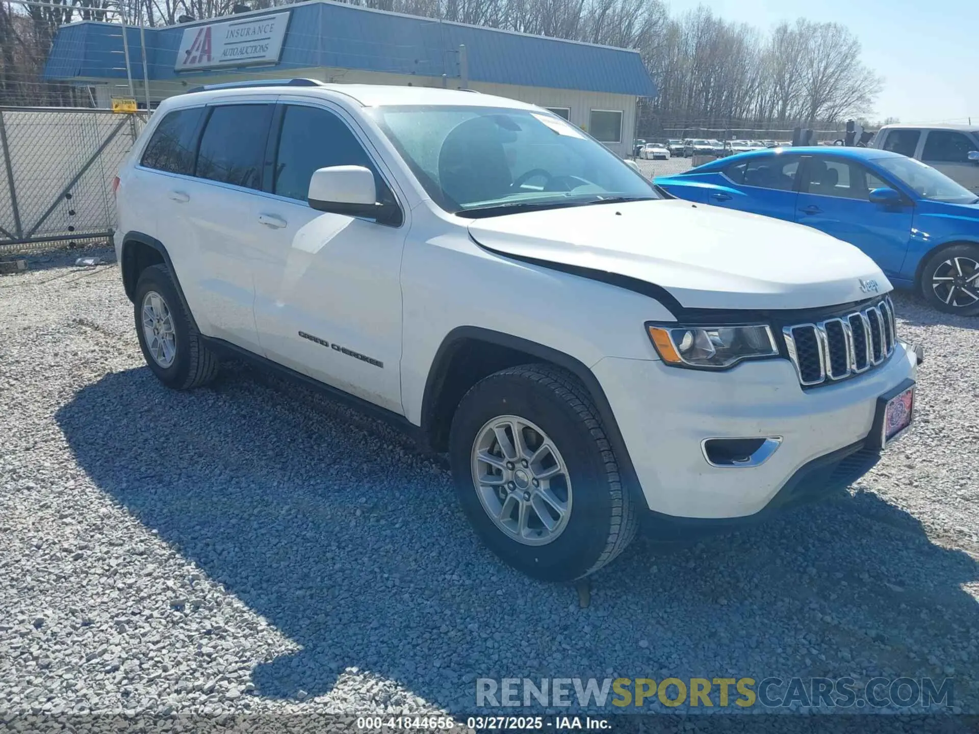1 Photograph of a damaged car 1C4RJFAG2KC736961 JEEP GRAND CHEROKEE 2019