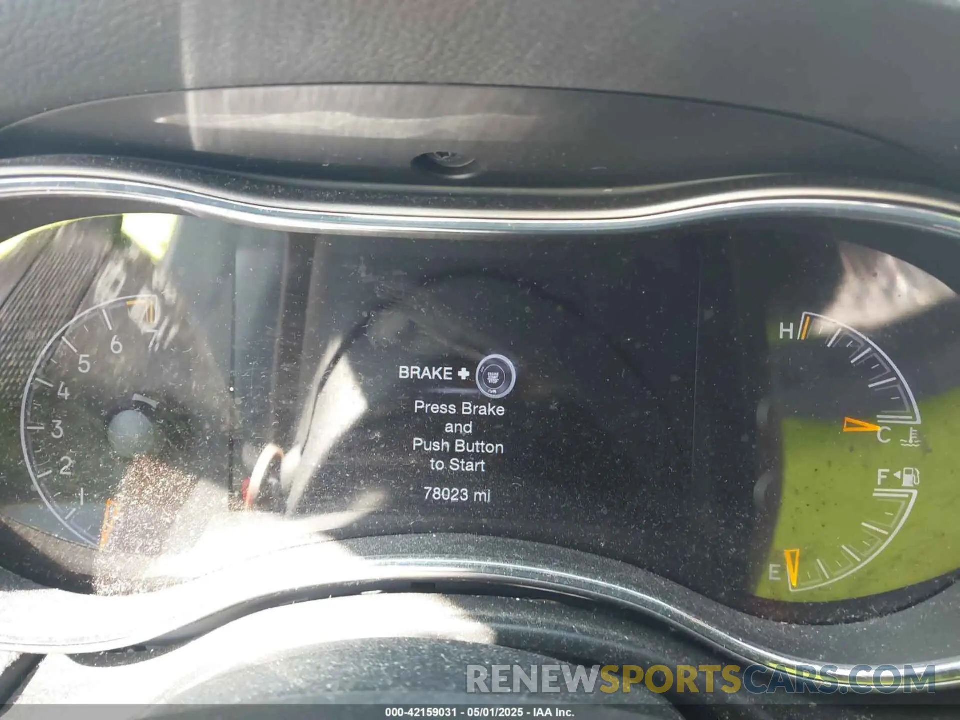 7 Photograph of a damaged car 1C4RJFAG3KC647299 JEEP GRAND CHEROKEE 2019