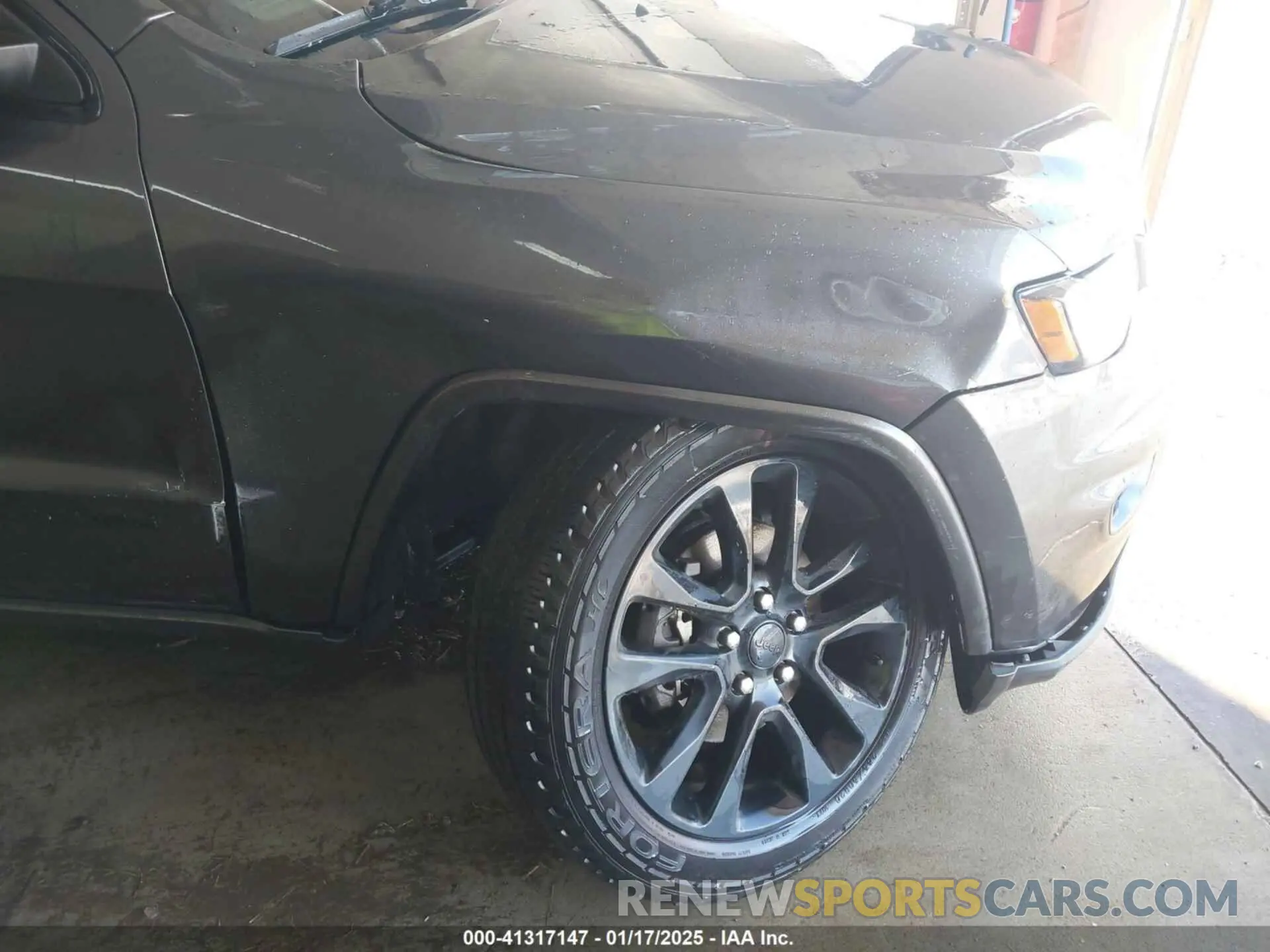 6 Photograph of a damaged car 1C4RJFAG5KC786429 JEEP GRAND CHEROKEE 2019