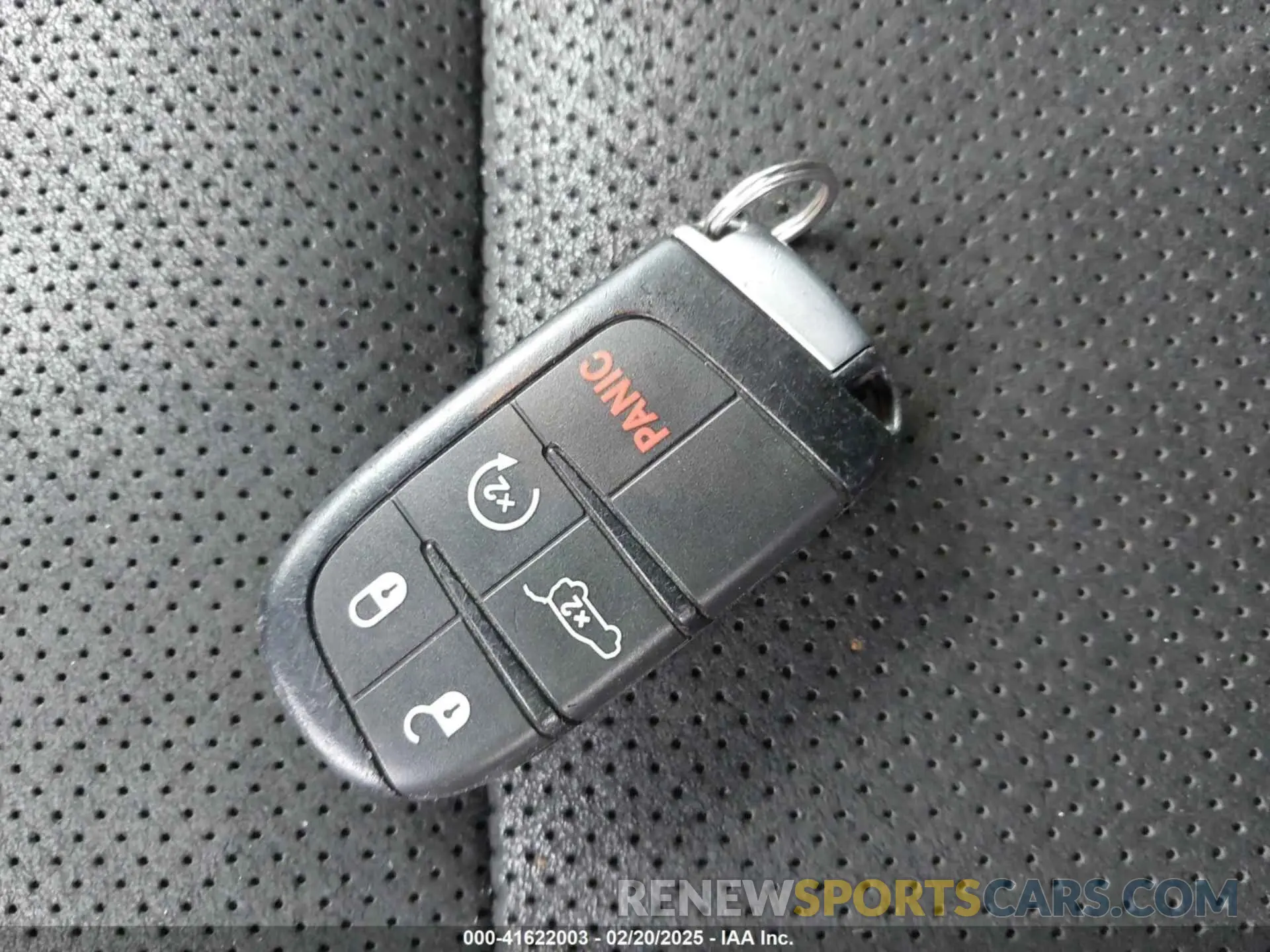 11 Photograph of a damaged car 1C4RJFAG5KC831675 JEEP GRAND CHEROKEE 2019