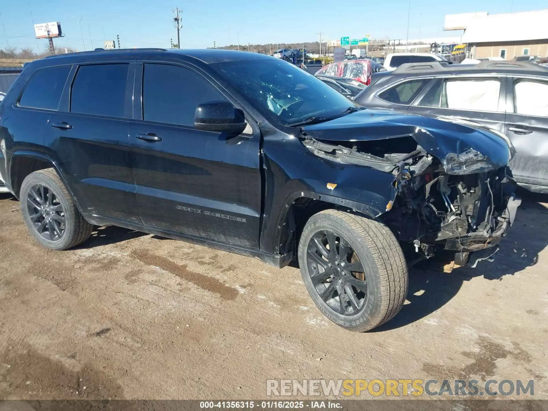 1 Photograph of a damaged car 1C4RJFAG6KC566619 JEEP GRAND CHEROKEE 2019