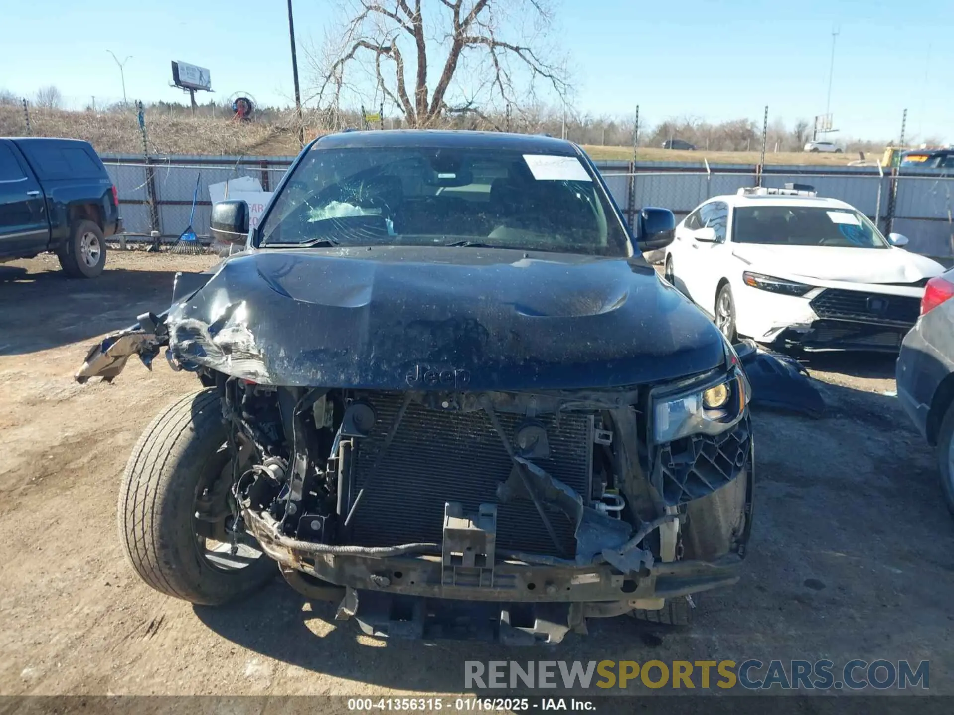 13 Photograph of a damaged car 1C4RJFAG6KC566619 JEEP GRAND CHEROKEE 2019