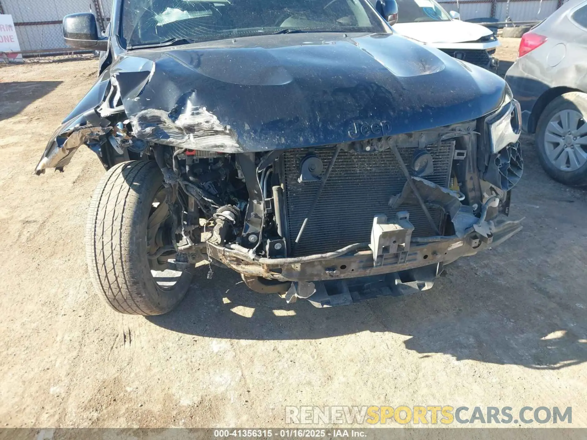 6 Photograph of a damaged car 1C4RJFAG6KC566619 JEEP GRAND CHEROKEE 2019