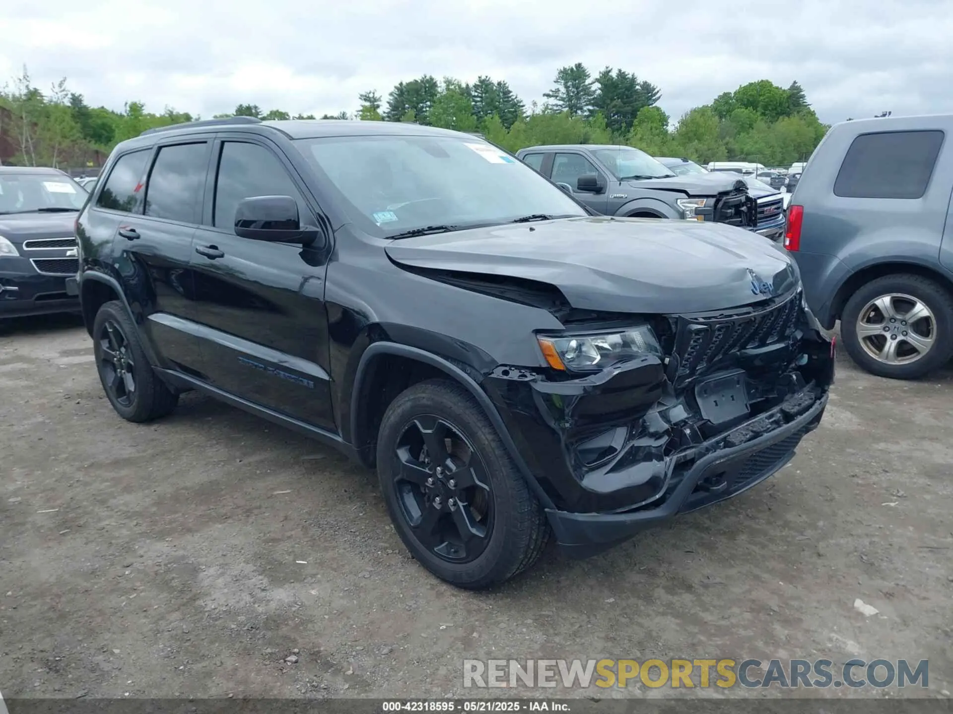 1 Photograph of a damaged car 1C4RJFAG6KC614037 JEEP GRAND CHEROKEE 2019