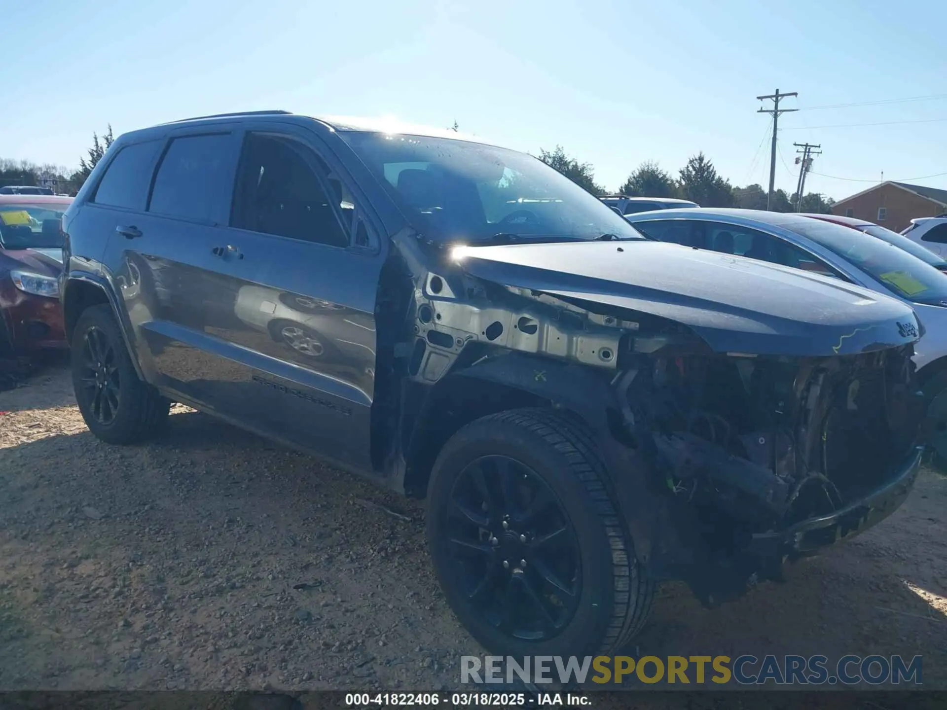 1 Photograph of a damaged car 1C4RJFAG6KC696710 JEEP GRAND CHEROKEE 2019