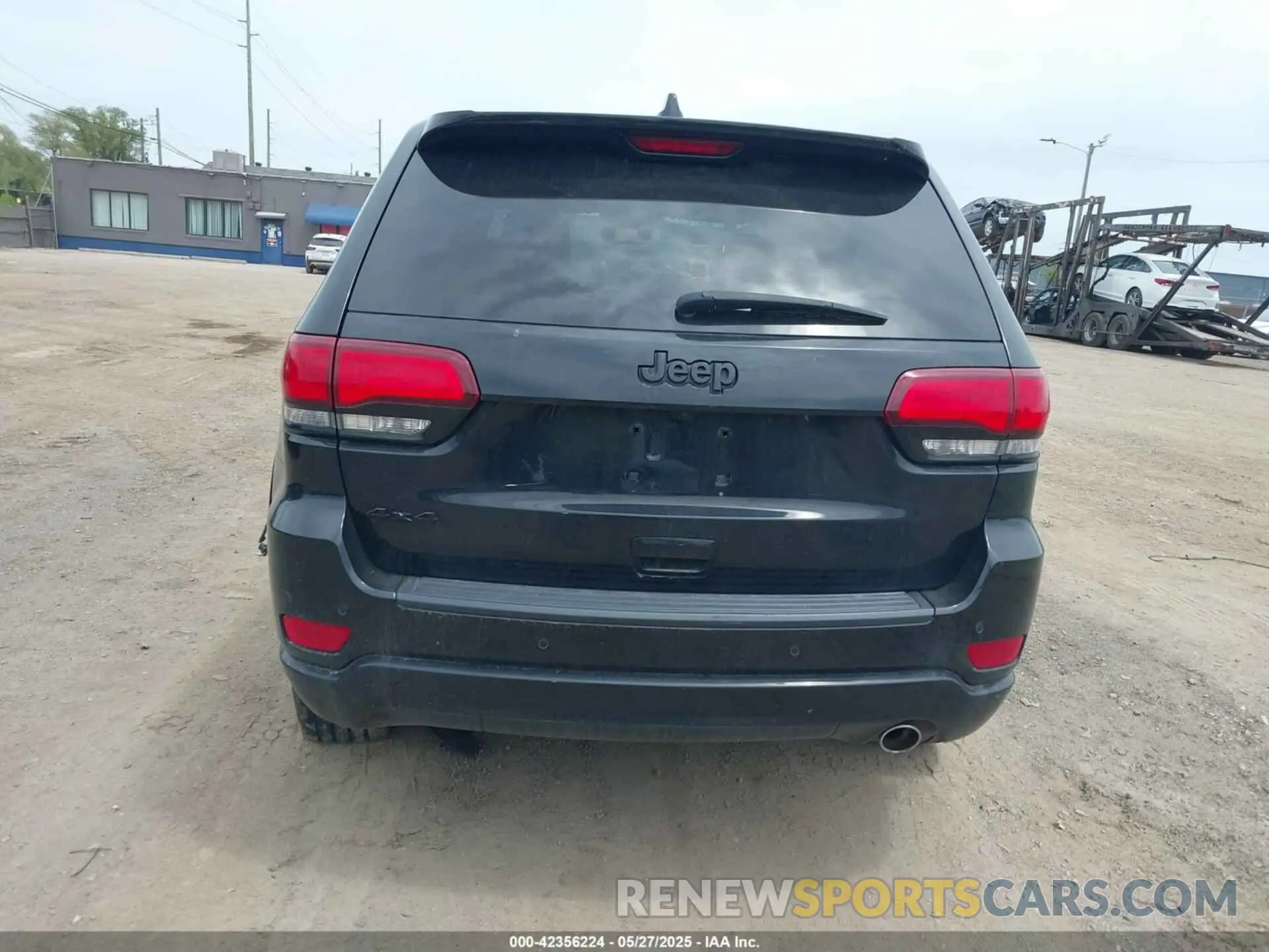 15 Photograph of a damaged car 1C4RJFAG6KC802444 JEEP GRAND CHEROKEE 2019