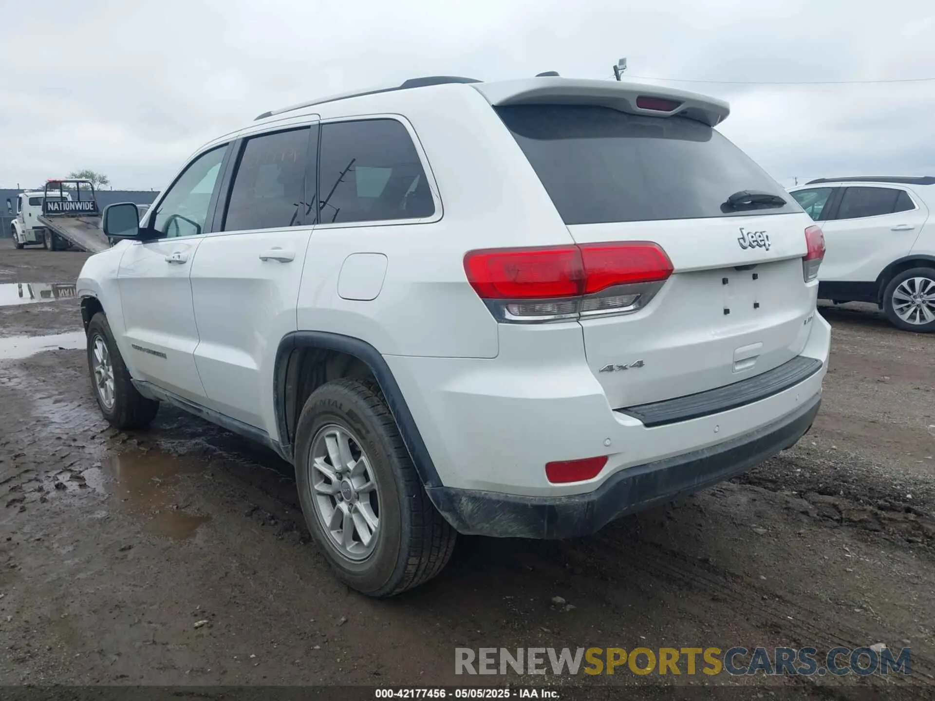 3 Photograph of a damaged car 1C4RJFAG7KC721131 JEEP GRAND CHEROKEE 2019