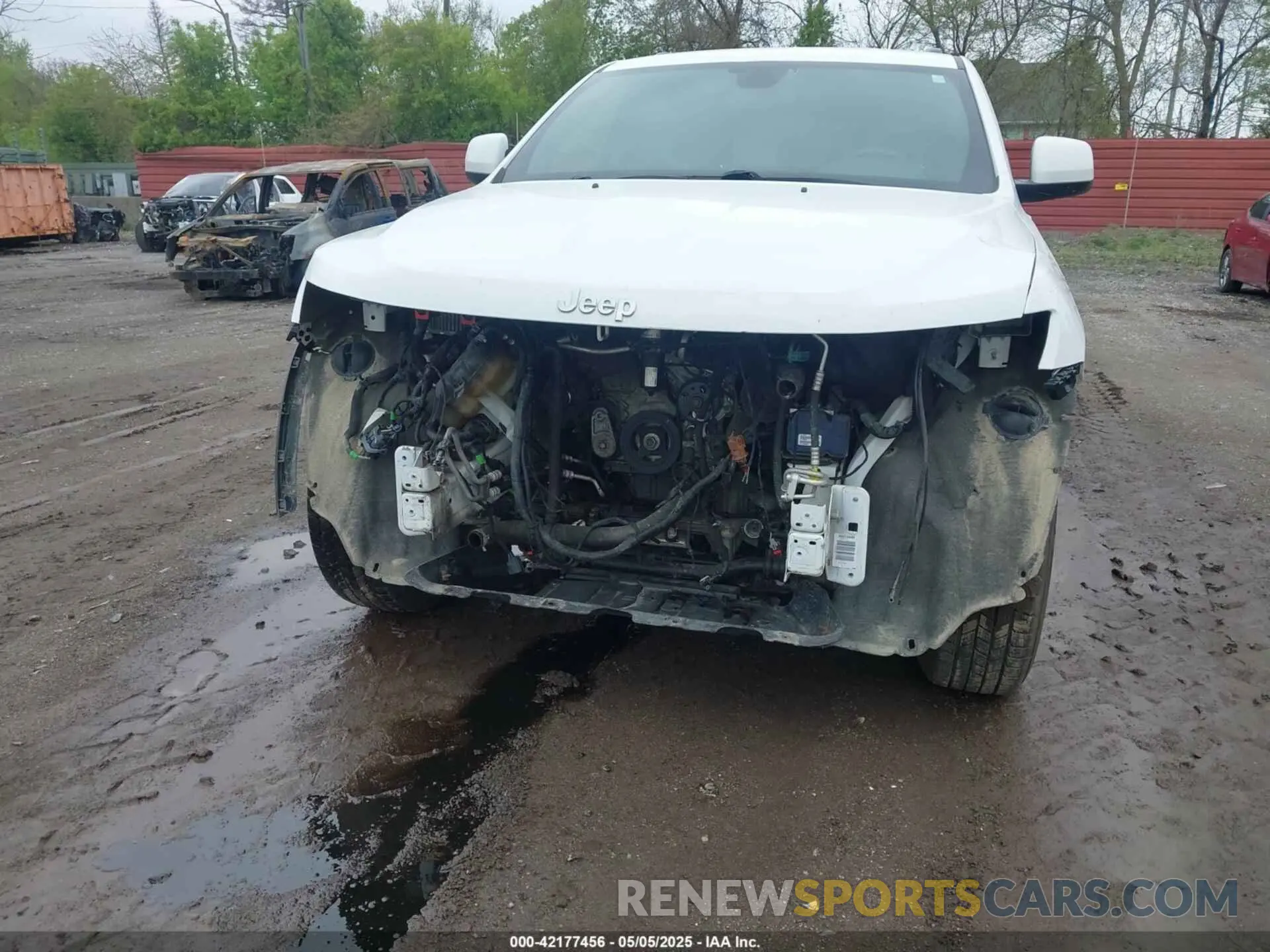 6 Photograph of a damaged car 1C4RJFAG7KC721131 JEEP GRAND CHEROKEE 2019