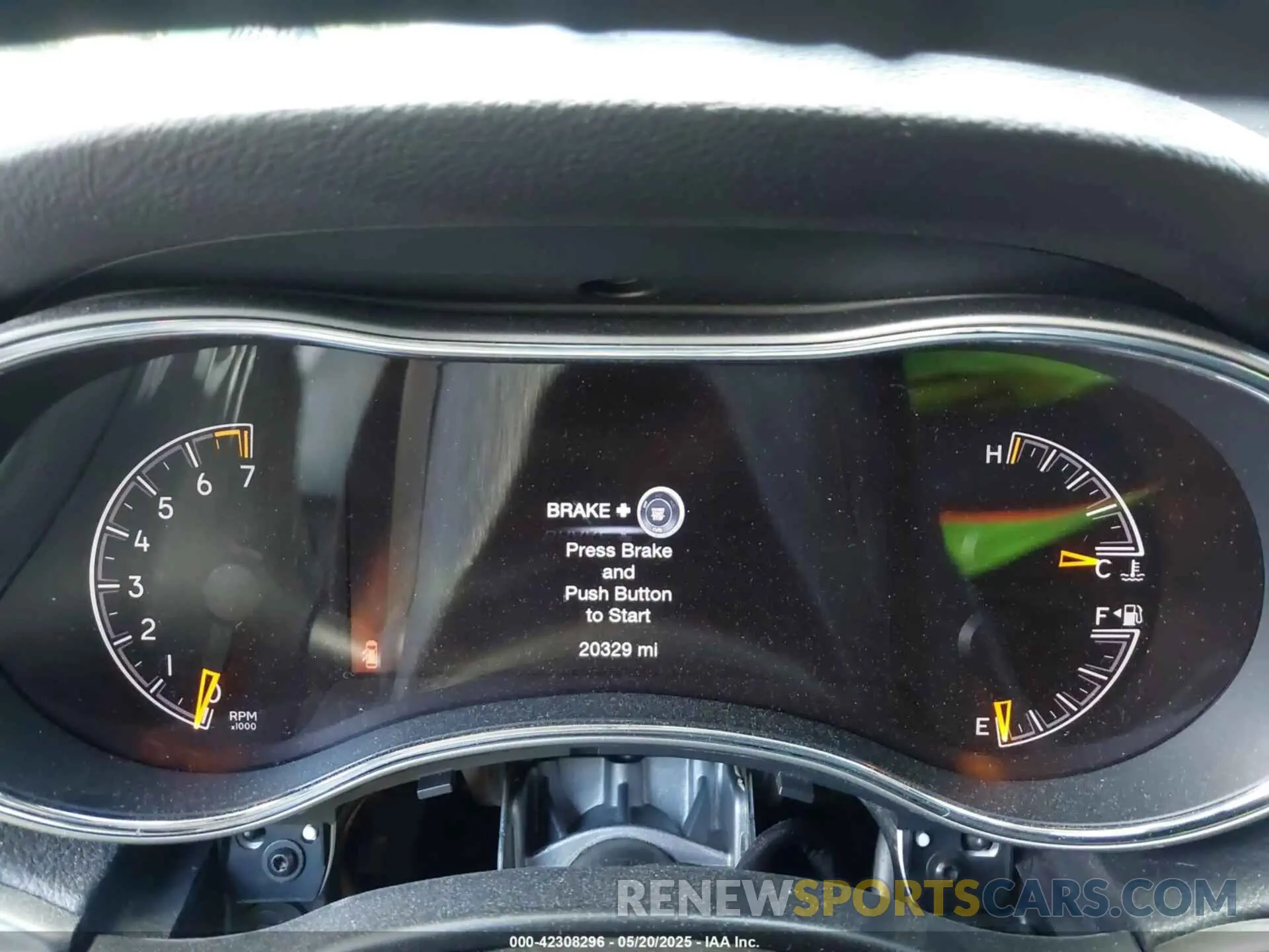 15 Photograph of a damaged car 1C4RJFAG7KC834769 JEEP GRAND CHEROKEE 2019