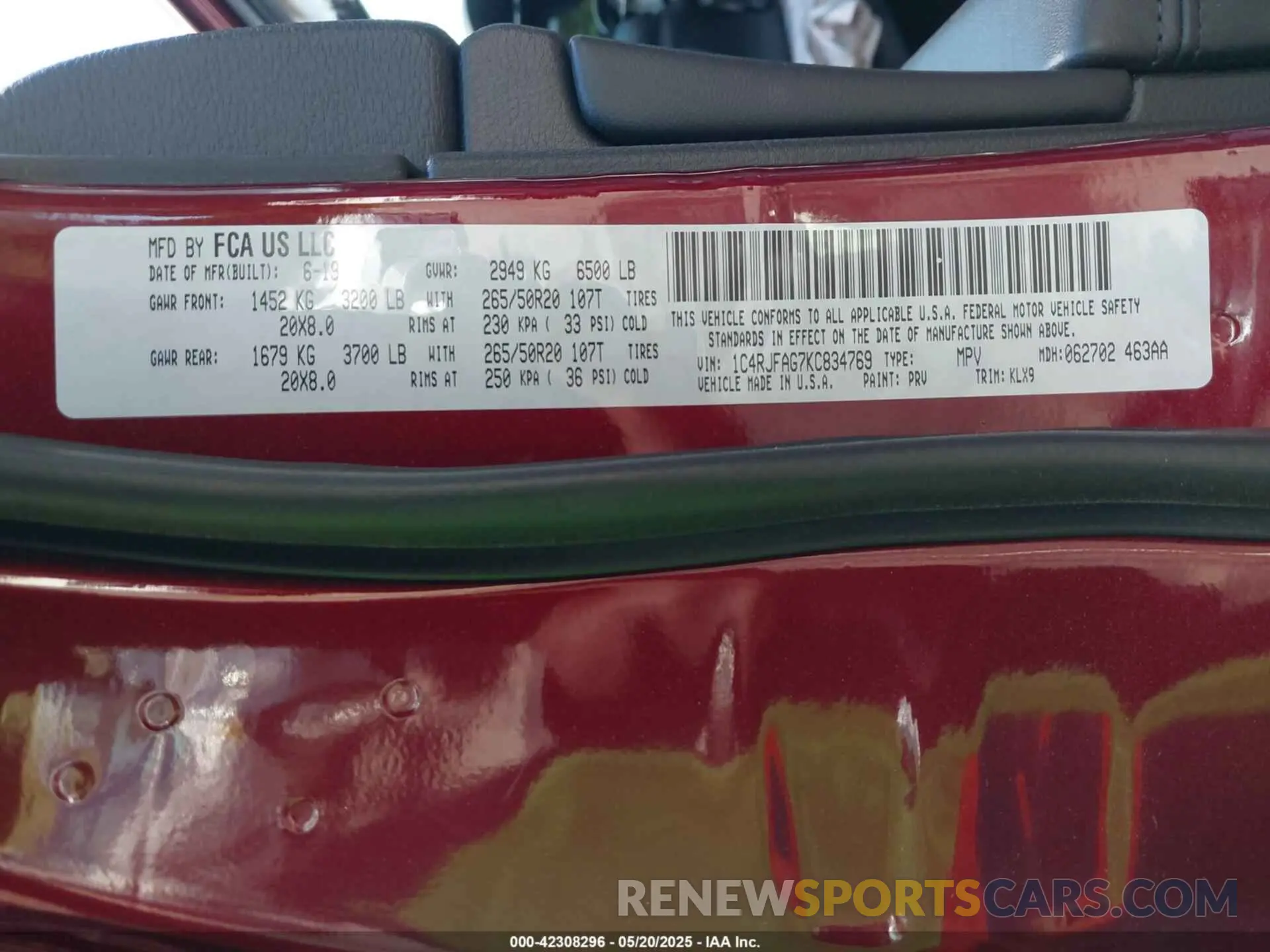 9 Photograph of a damaged car 1C4RJFAG7KC834769 JEEP GRAND CHEROKEE 2019