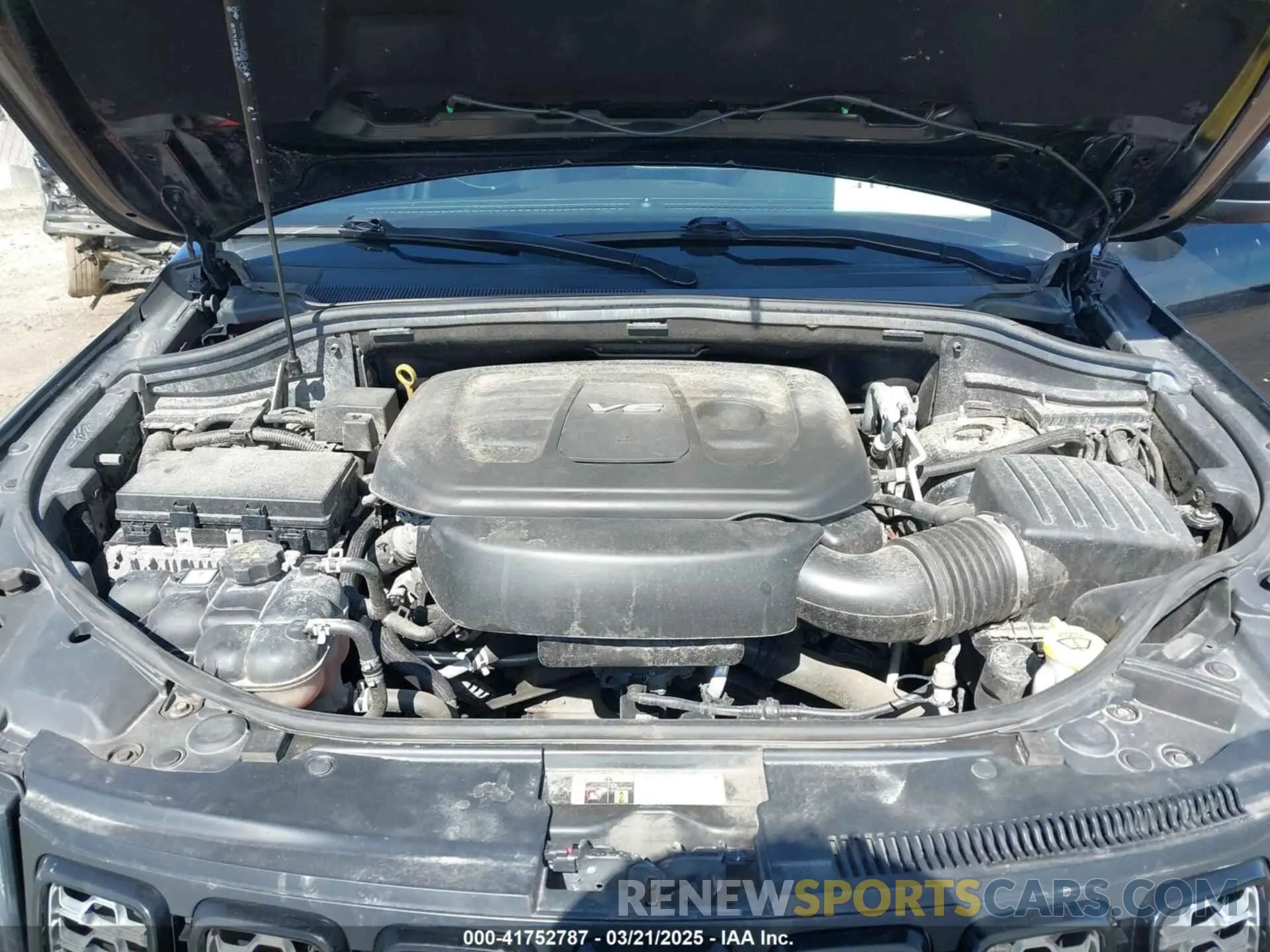 10 Photograph of a damaged car 1C4RJFAG8KC601354 JEEP GRAND CHEROKEE 2019