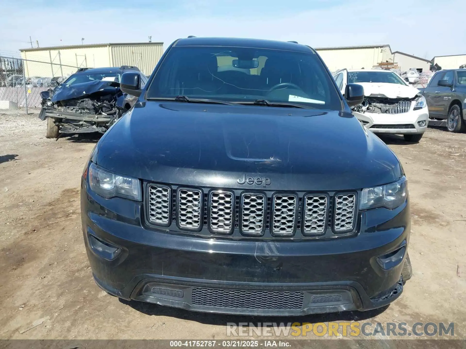 12 Photograph of a damaged car 1C4RJFAG8KC601354 JEEP GRAND CHEROKEE 2019
