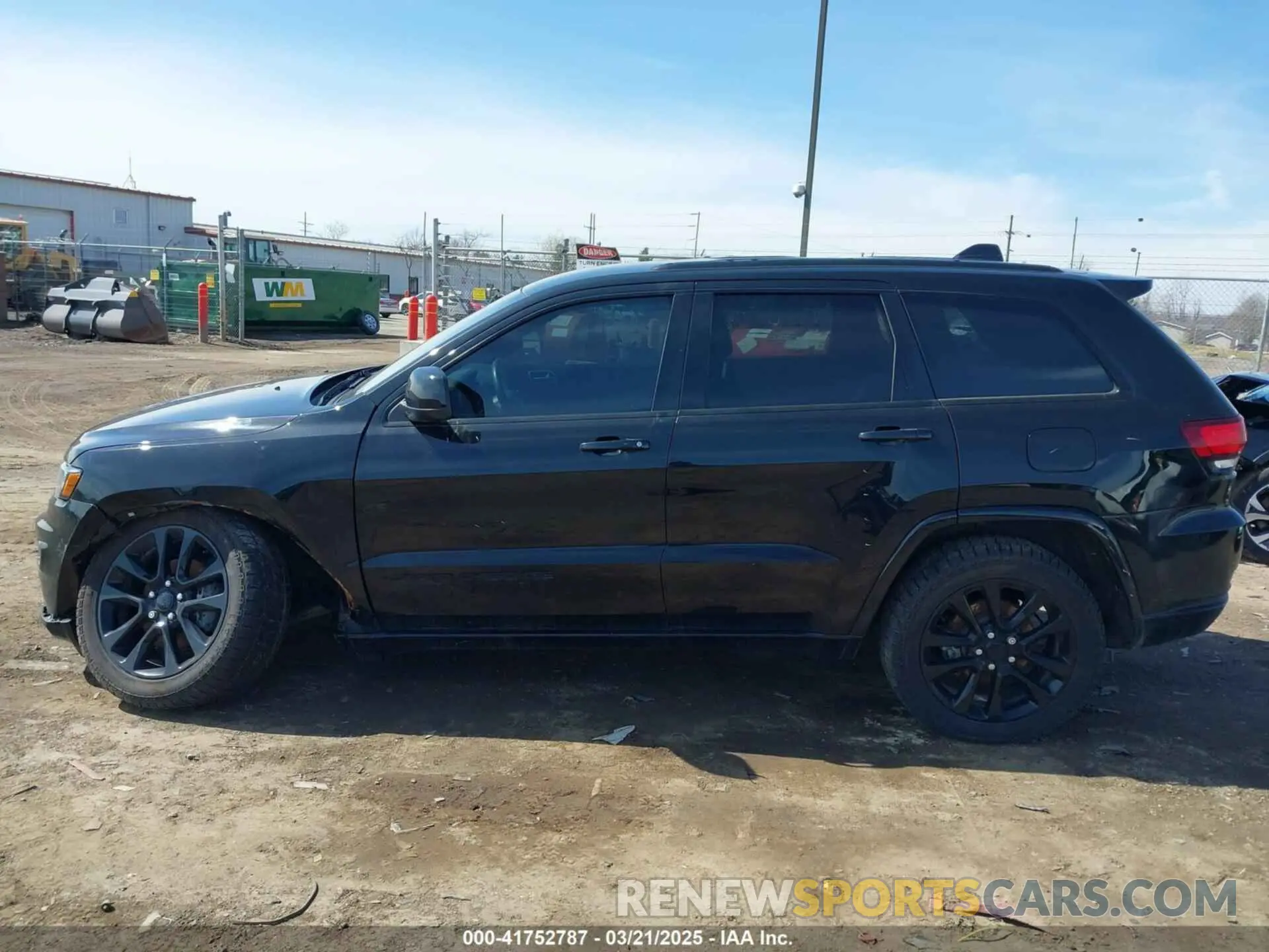 14 Photograph of a damaged car 1C4RJFAG8KC601354 JEEP GRAND CHEROKEE 2019