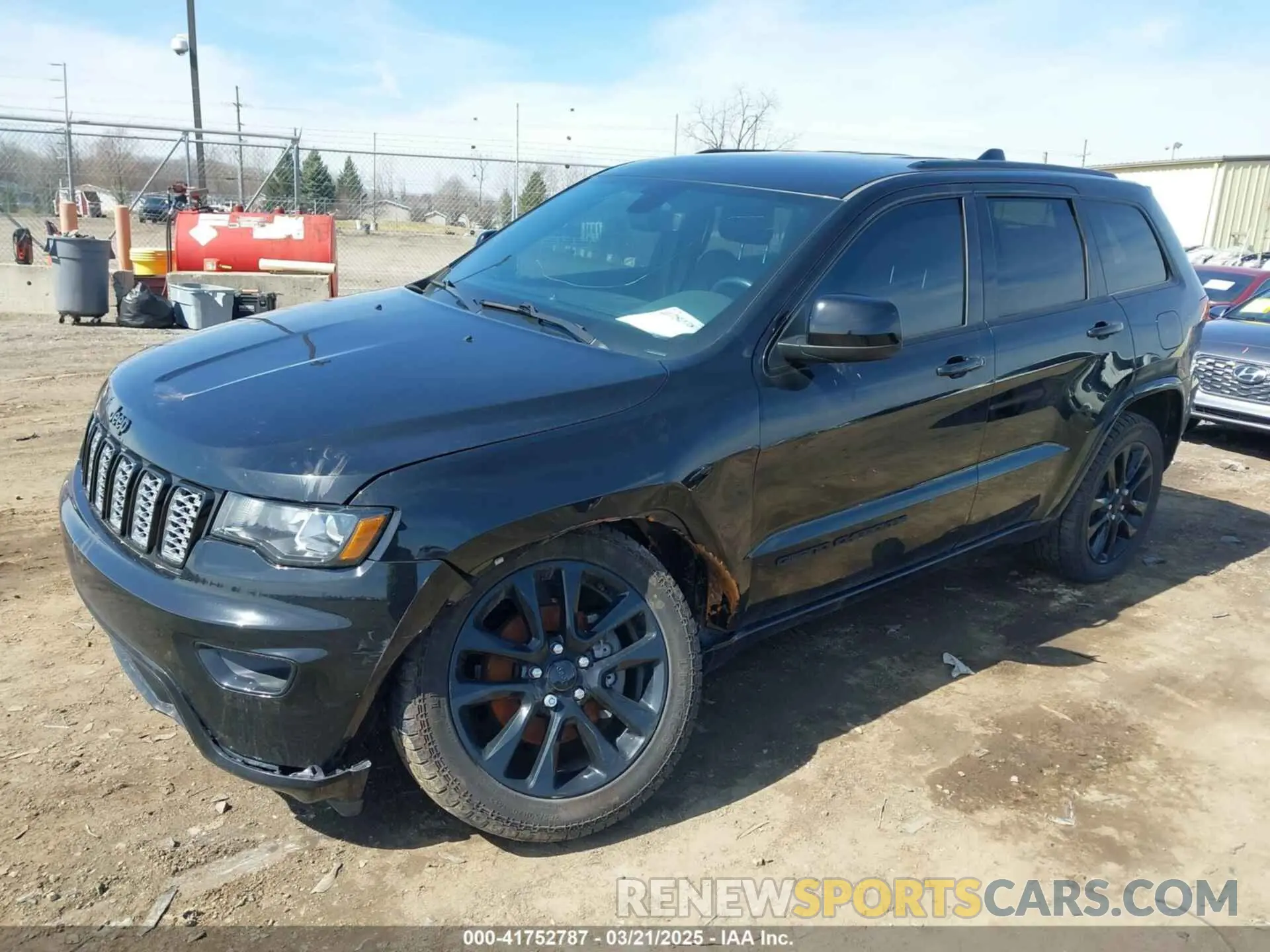 2 Photograph of a damaged car 1C4RJFAG8KC601354 JEEP GRAND CHEROKEE 2019