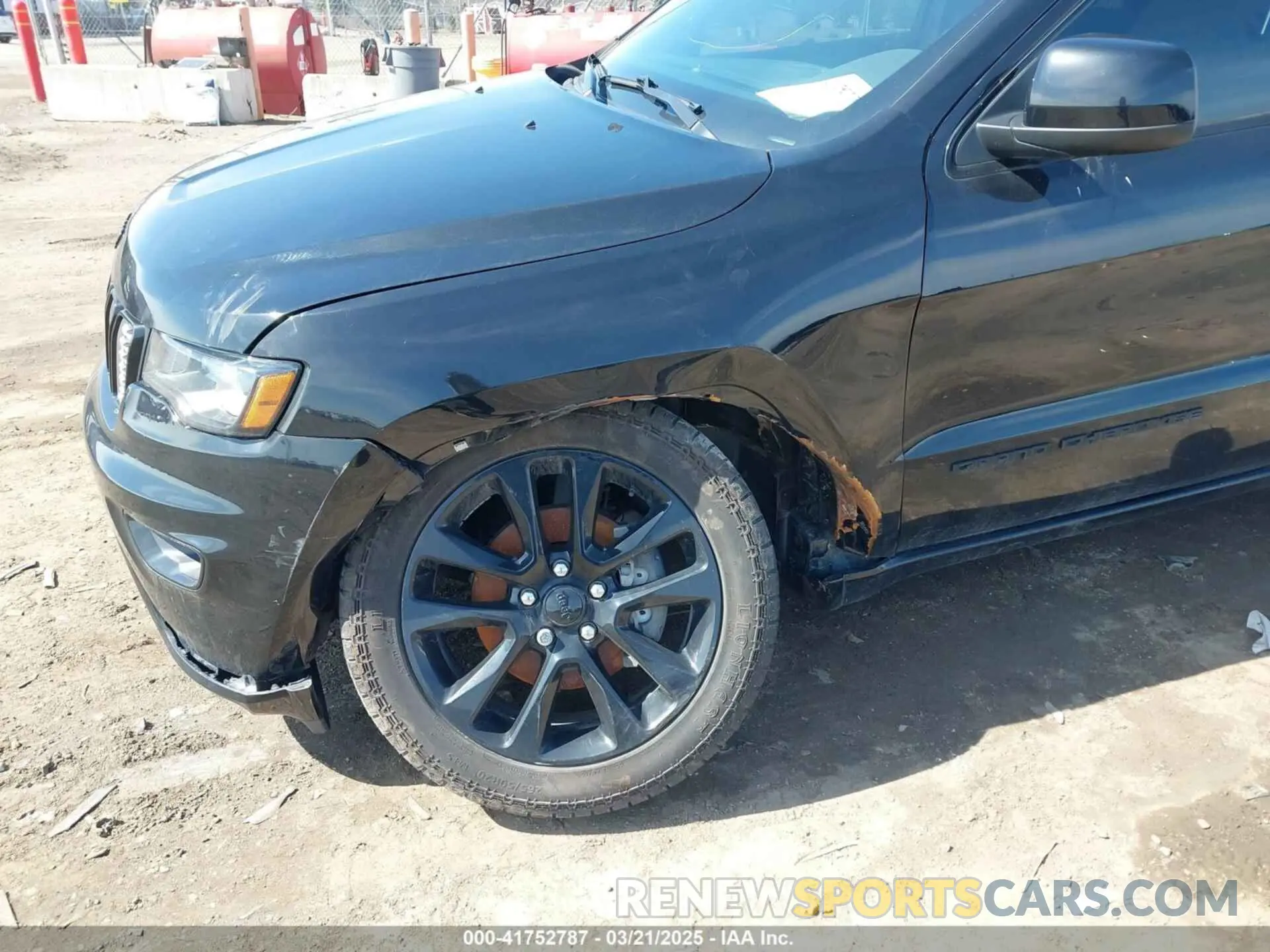 6 Photograph of a damaged car 1C4RJFAG8KC601354 JEEP GRAND CHEROKEE 2019