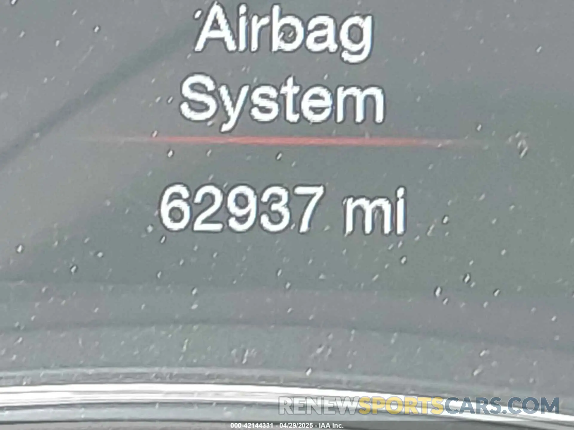 15 Photograph of a damaged car 1C4RJFAG8KC666043 JEEP GRAND CHEROKEE 2019