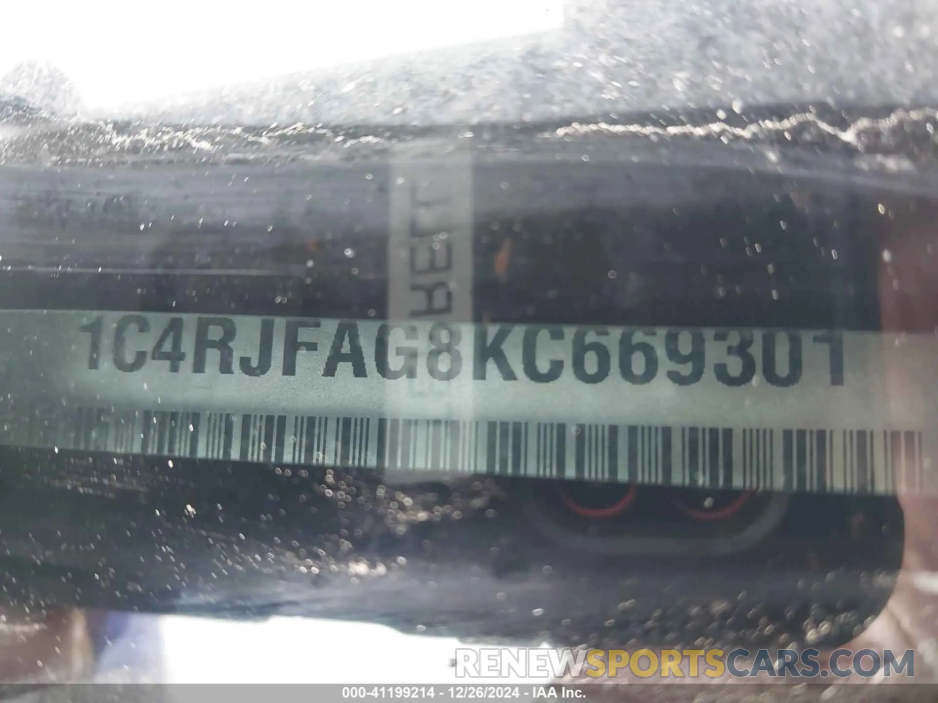 9 Photograph of a damaged car 1C4RJFAG8KC669301 JEEP GRAND CHEROKEE 2019