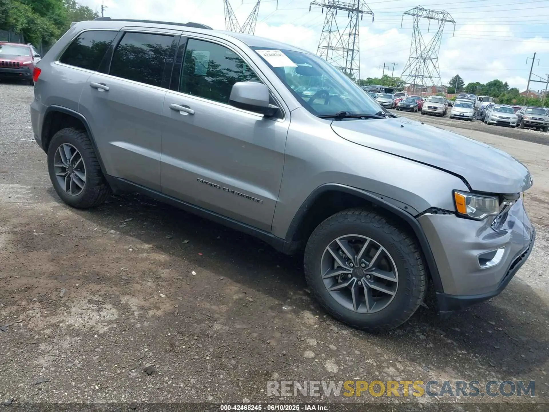 1 Photograph of a damaged car 1C4RJFAG8KC724748 JEEP GRAND CHEROKEE 2019