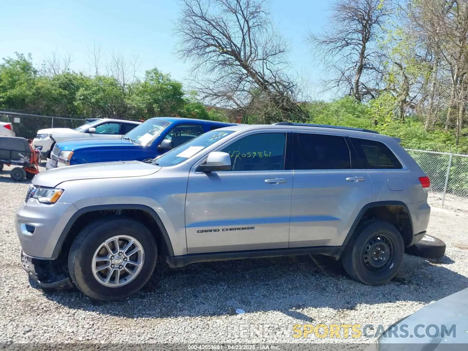 15 Photograph of a damaged car 1C4RJFAG8KC773206 JEEP GRAND CHEROKEE 2019